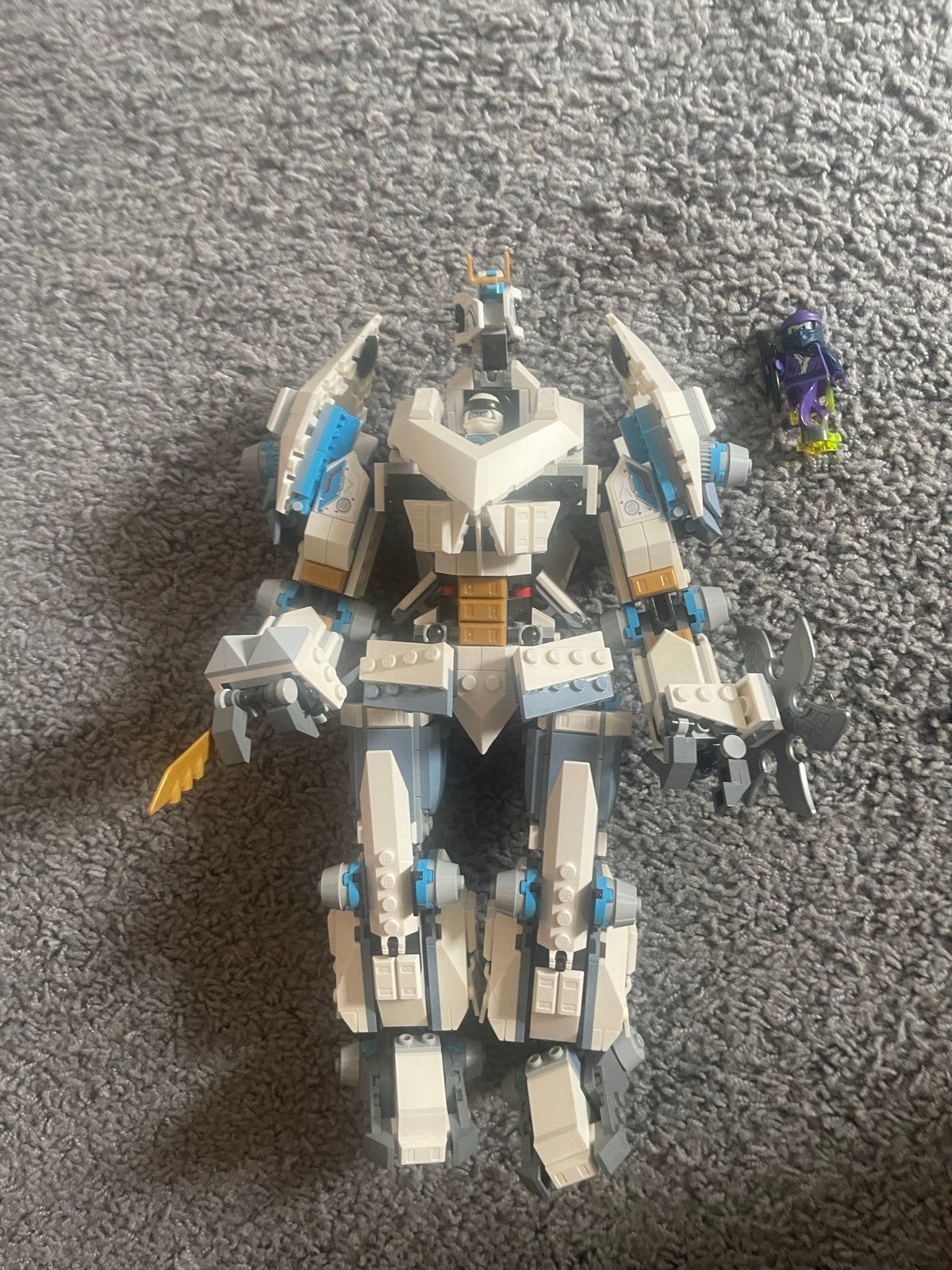 Lego Ninjago Legacy 71738 Zane's Titaan Mech