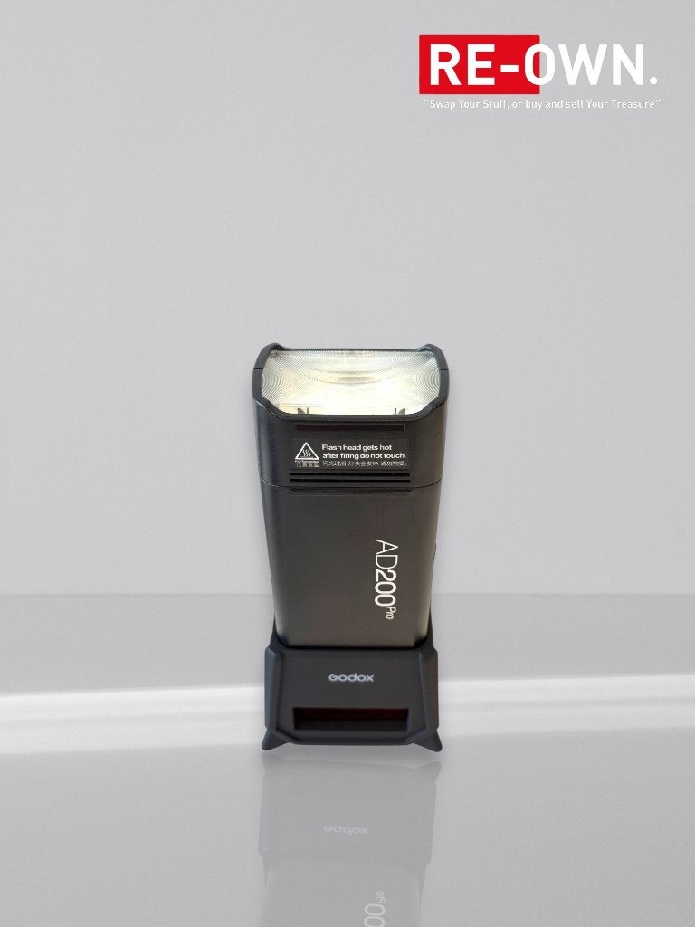 Godox AD200Pro Pocket Flash ( + extra’s) nieuwstaat, Audio, Tv en Foto, Fotografie | Flitsers, Overige merken, ., Godox, Ophalen of Verzenden