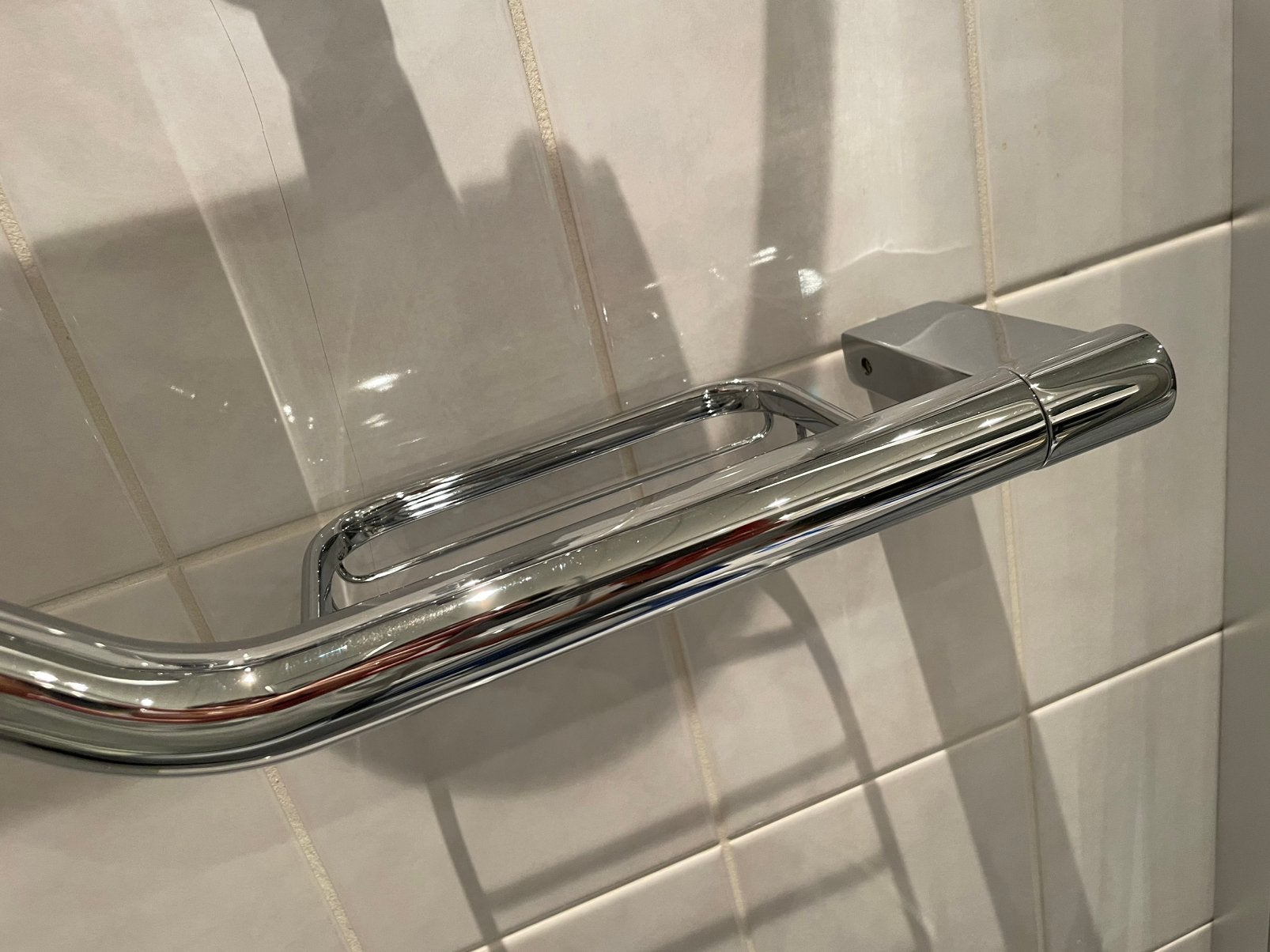 Zgan zware kwaliteit chromen zeepbak met armsteun, Ophalen, Zo goed als nieuw, Chroom, Douche