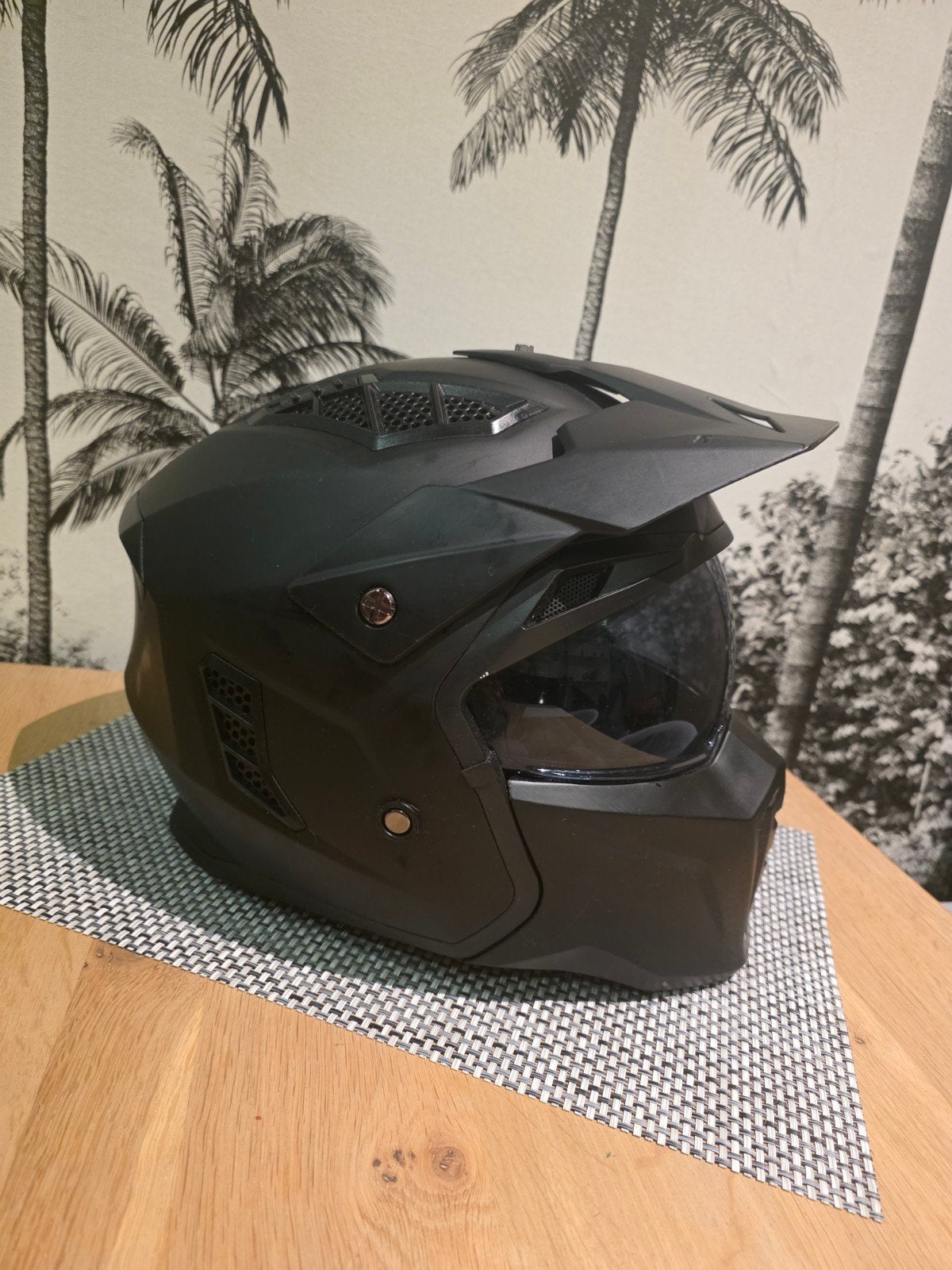 Helm Vinz [Vaste prijs!!], Ophalen