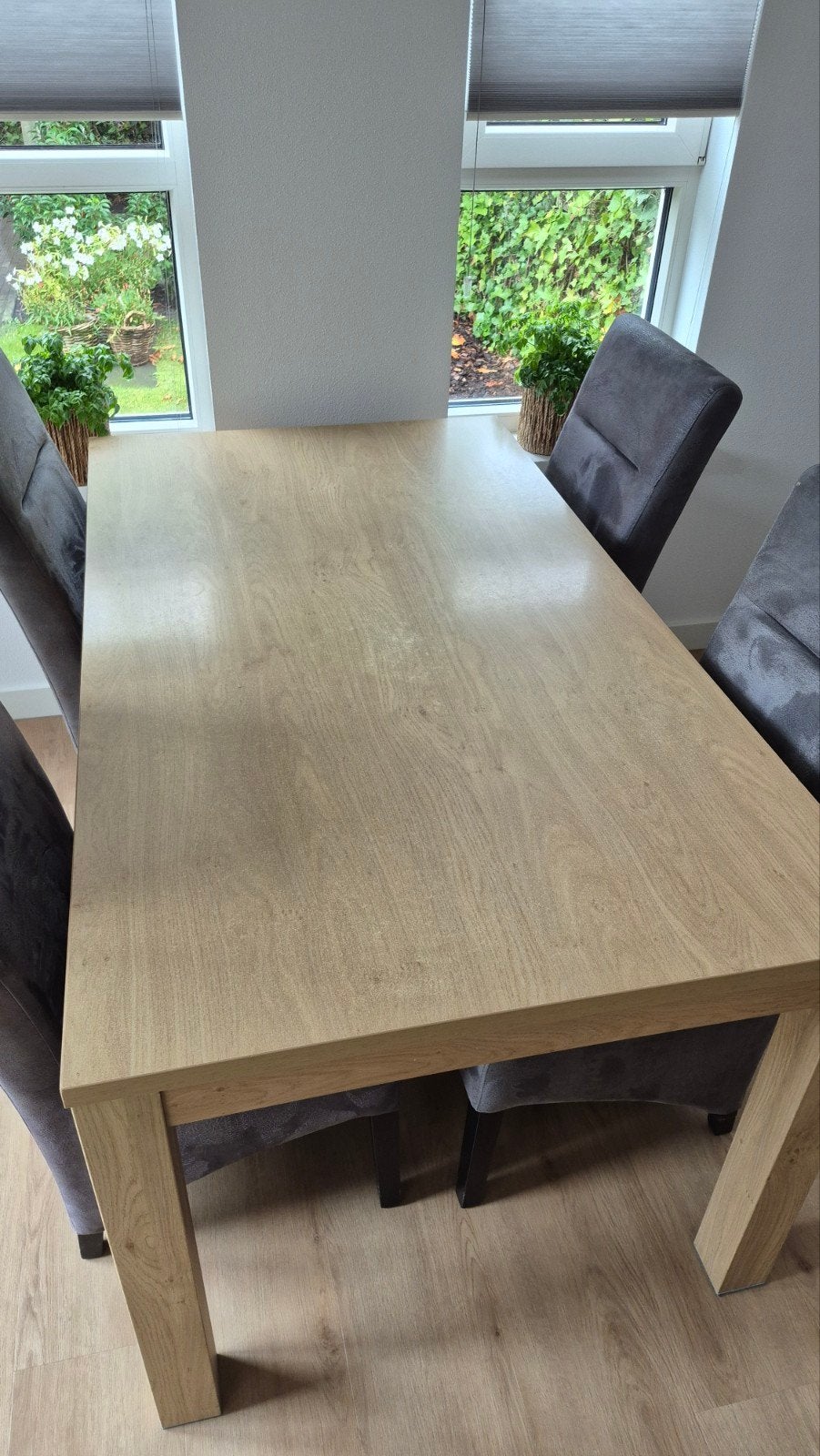Eettafel met 4 stoelen, Ophalen, Modern en functioneel, Gebruikt, 50 tot 100 cm