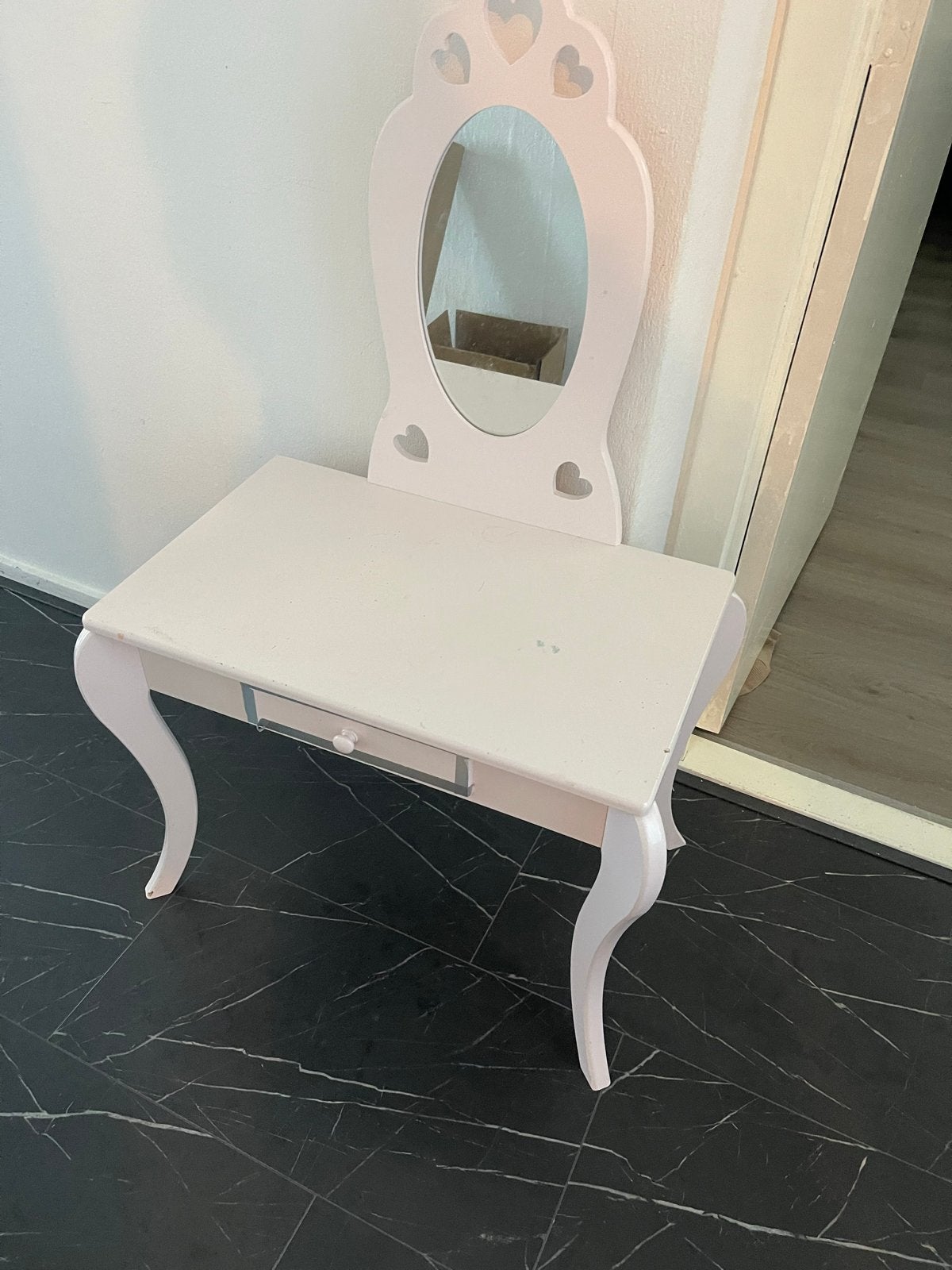 Roze kaptafel met spiegel voor kinderen, Ophalen, Gebruikt, 100 tot 150 cm, 50 tot 100 cm