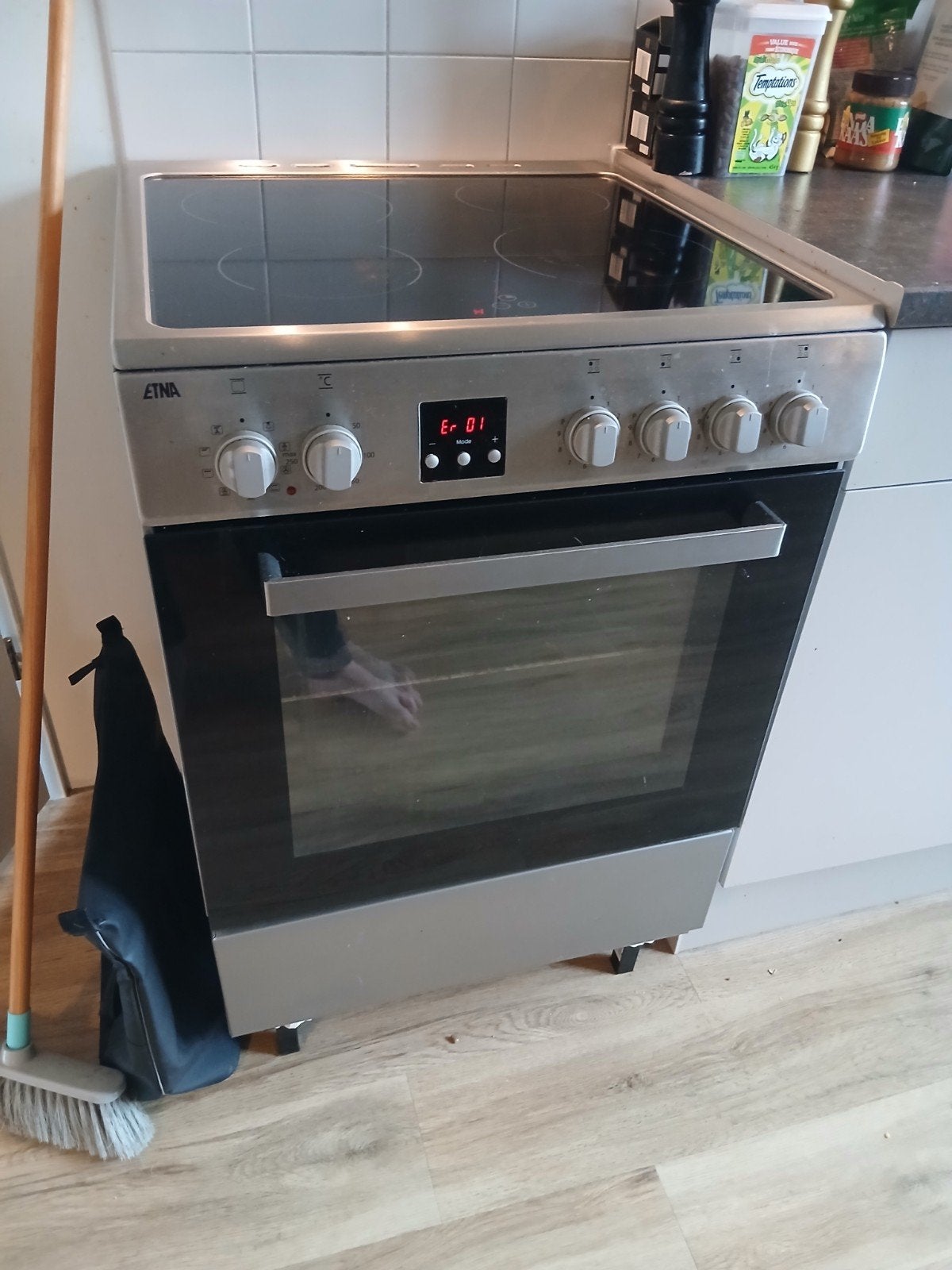 Etna Fiv760rvs Fornuis met defecte oven, 60 cm of meer, Niet werkend, Vrijstaand, 85 tot 90 cm