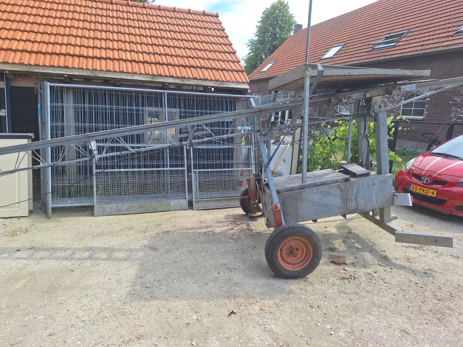 Tekoop goedwerkende bouwlift de Jong 7 m, Doe-het-zelf en Verbouw, Bouwliften, Ophalen