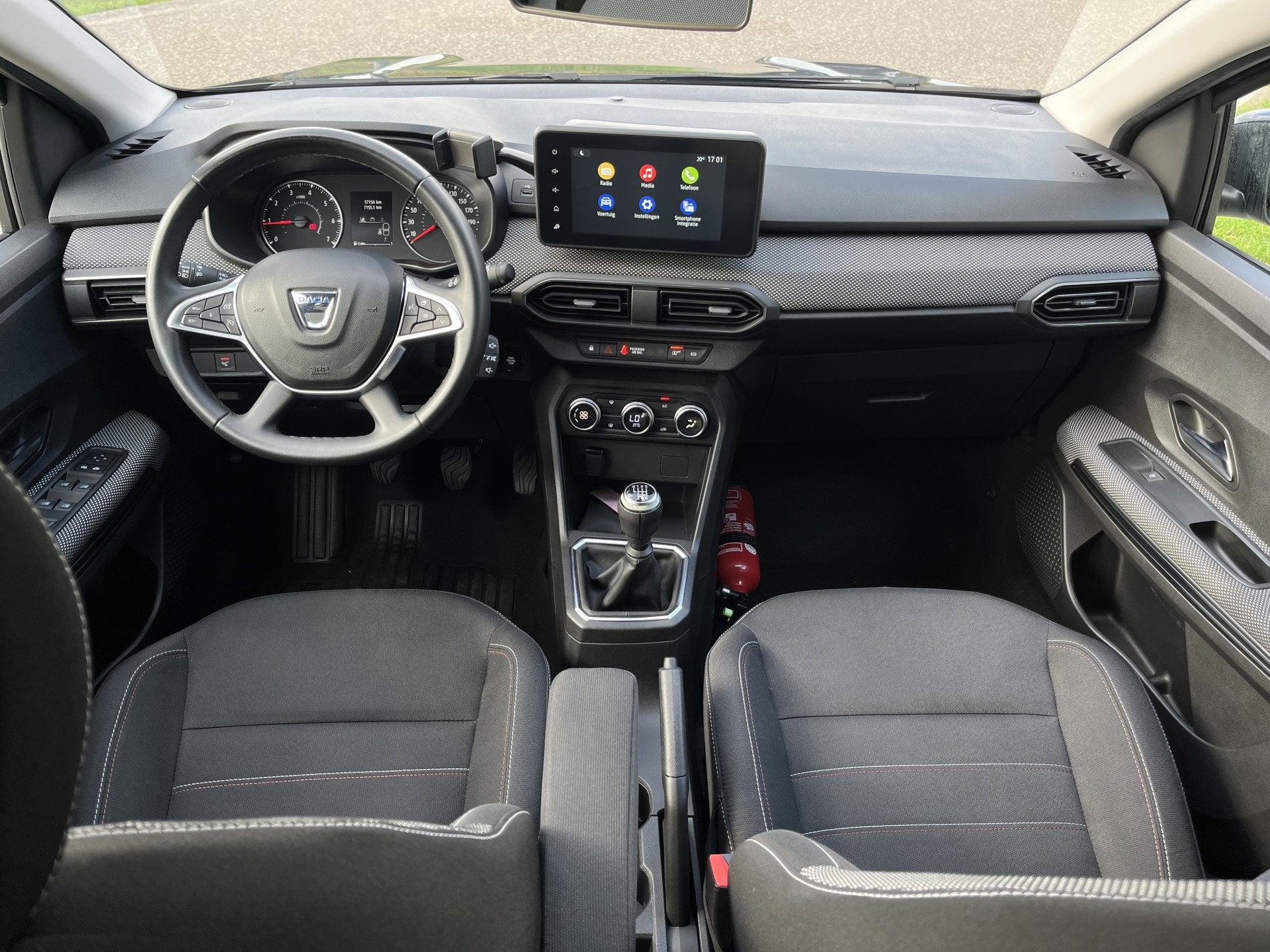 Dacia Jogger 1.0 TCe 110 Extreme 7-Persoons / Camera / Clima, Auto's, Voorwielaandrijving, 12 maanden, Stof, Gebruikt