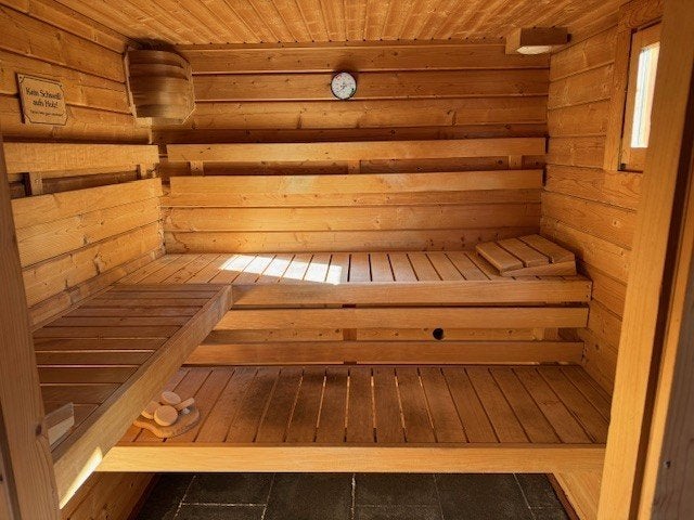 Buiten sauna te koop, Sport en Fitness, Sauna, Ophalen, Gebruikt, Fins of Traditioneel, Complete sauna