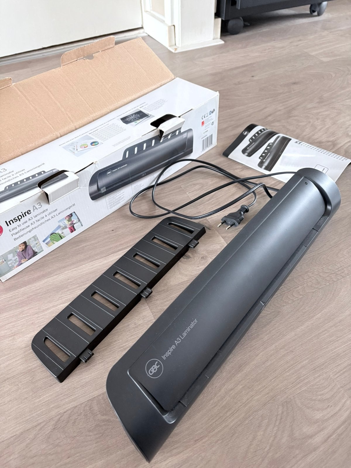 Laminator with laminating sheets, Ophalen of Verzenden, Gebruikt