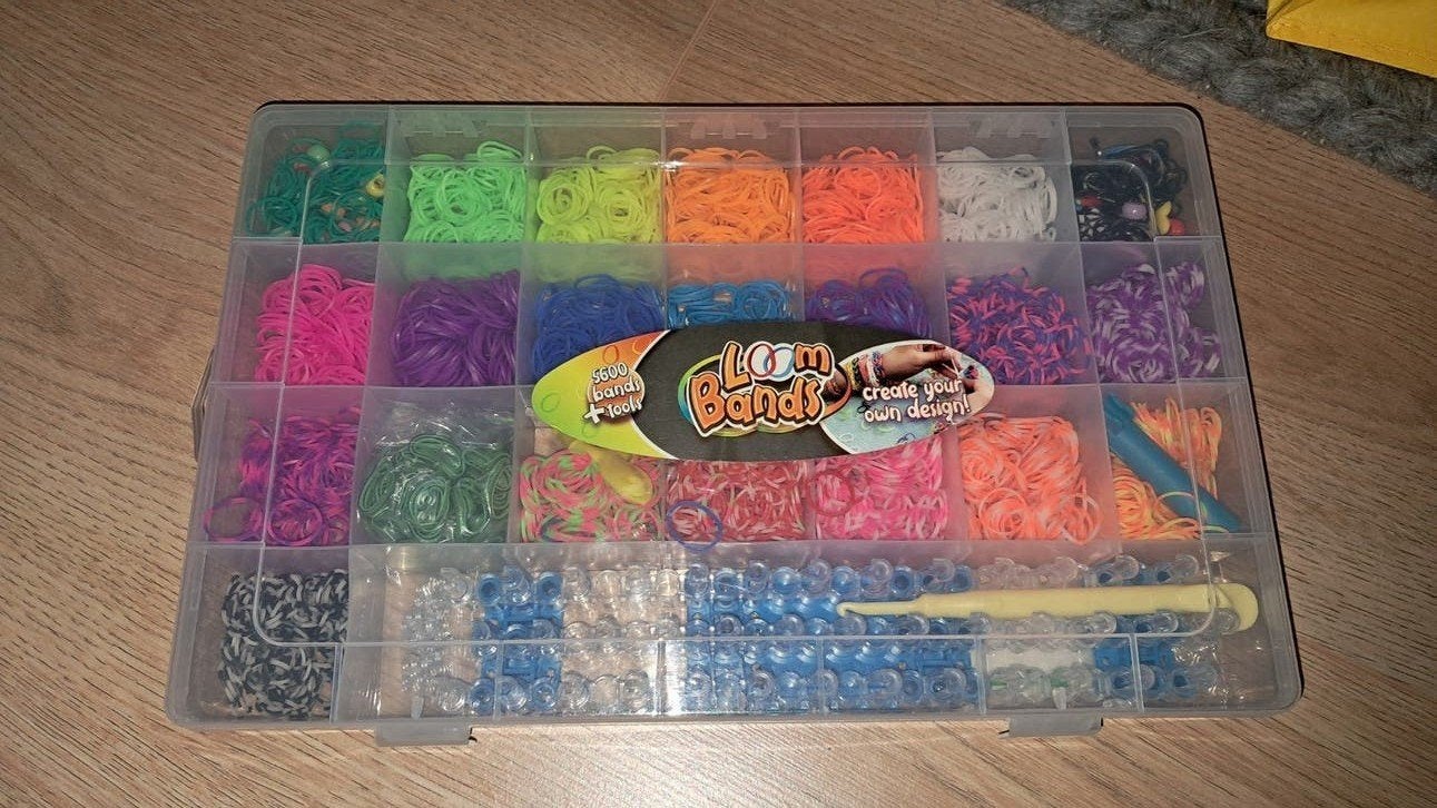 Grote doos met Loom Bands, Ophalen of Verzenden, Gebruikt