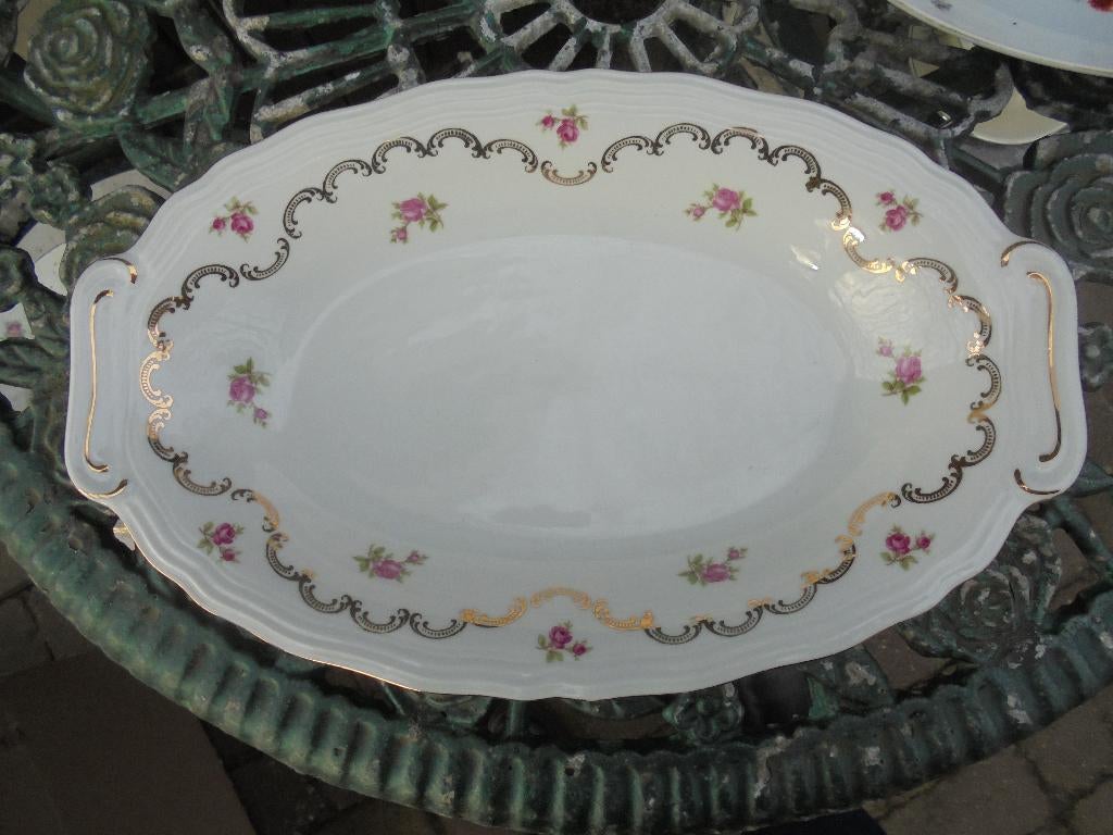 Broodschaal Rheinkrone Bavaria roze roosjes en goudlusters, Antiek en Kunst, Antiek | Servies los, Ophalen of Verzenden
