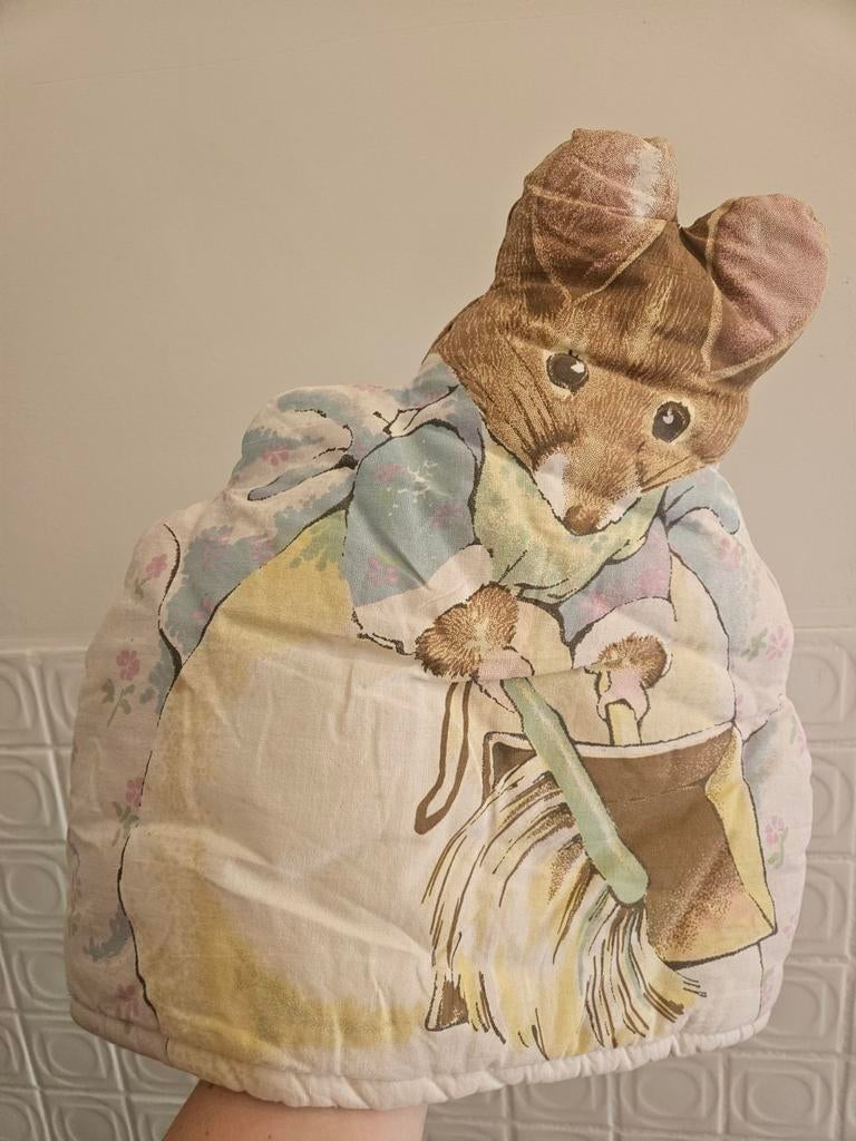 Hunca Munca Beatrix Potter theemuts, Ophalen of Verzenden, Zo goed als nieuw