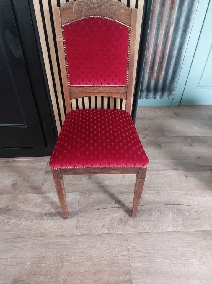 Stoelen, Ophalen