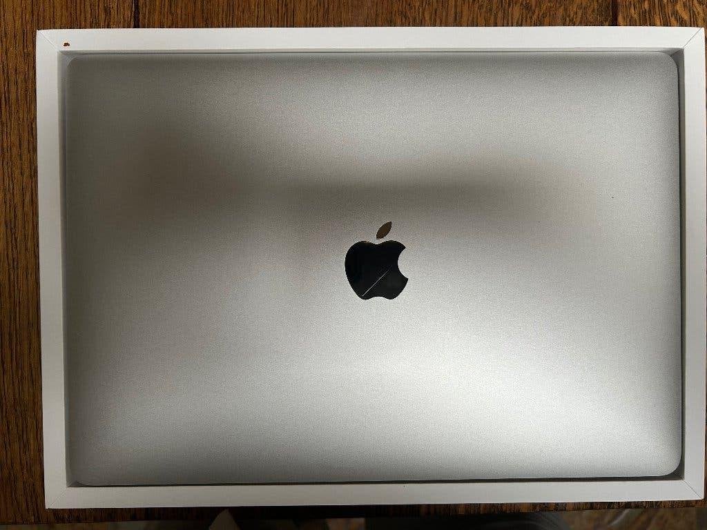 MacBook pro M1, Computers en Software, Apple Macbooks, 256 GB, 2 tot 3 Ghz, Qwerty, 8 GB