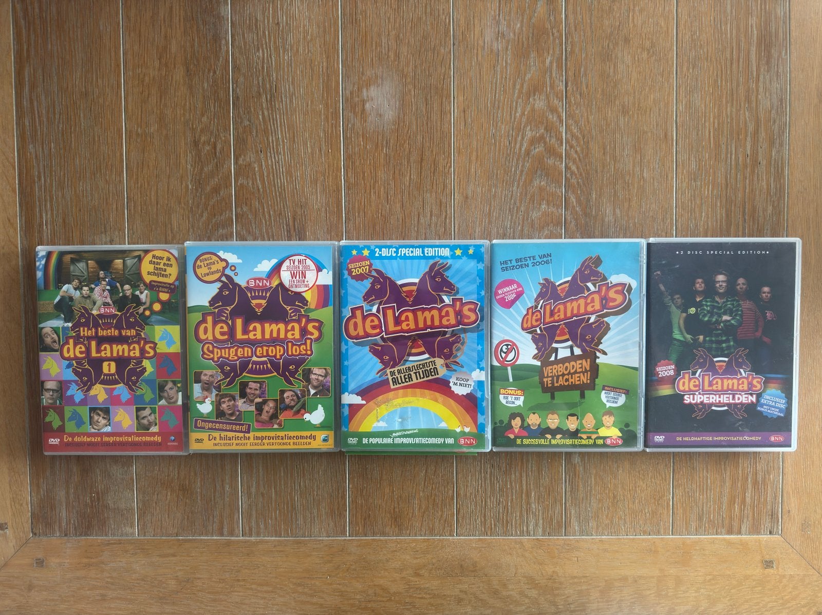 De Lama’s DVD verzameling, Gebruikt, Met bonustracks, Alle leeftijden, De Lama's