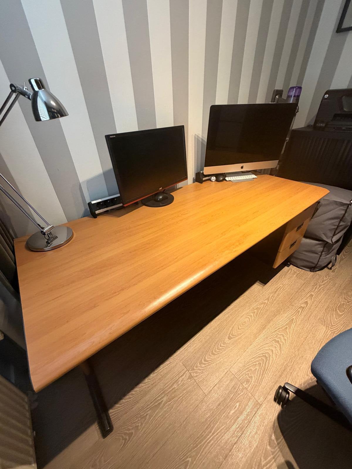Bureau met stoel, Huis en Inrichting, Bureaus, Ophalen, Zo goed als nieuw, Bureau-kast combinatie