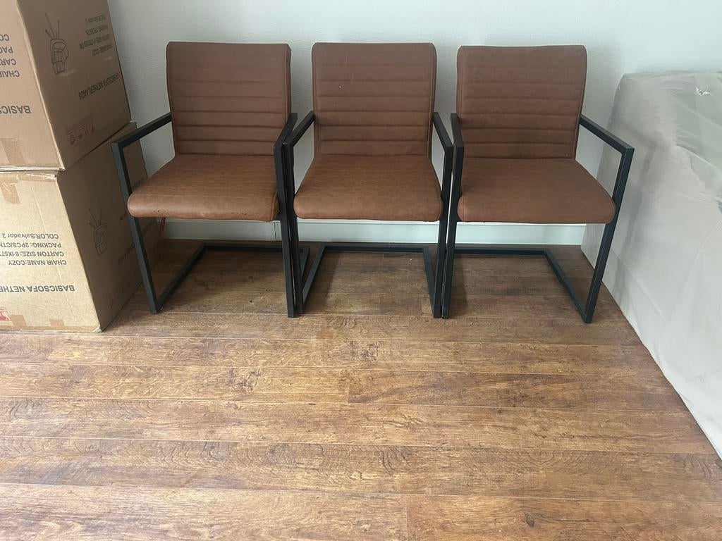 Vier mooie industriele eetkamerstoelen te koop, Huis en Inrichting, Stoelen, Ophalen of Verzenden, Zo goed als nieuw