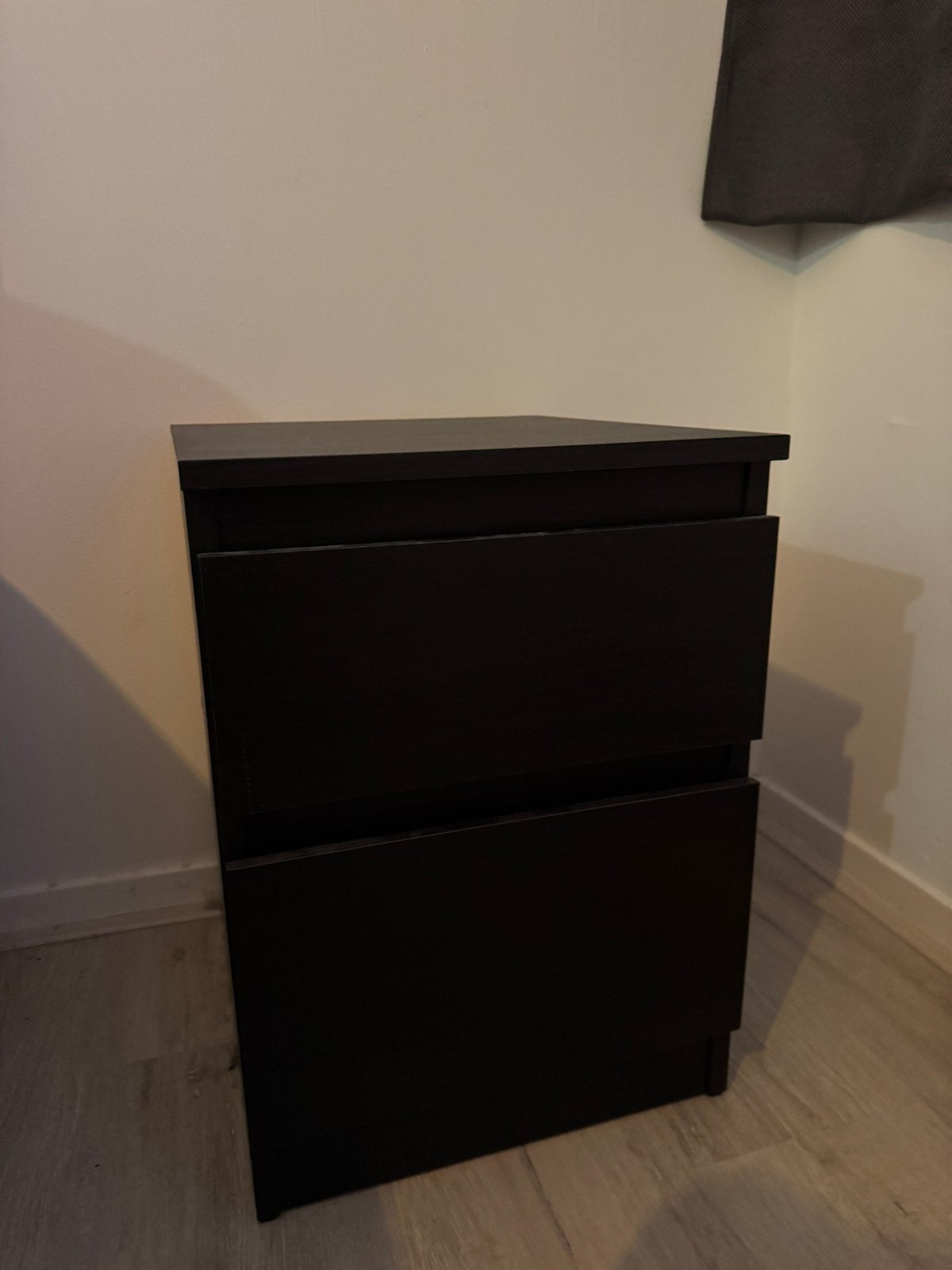 Ikea nachtkastje Storklinta 2x, Ophalen, Zo goed als nieuw