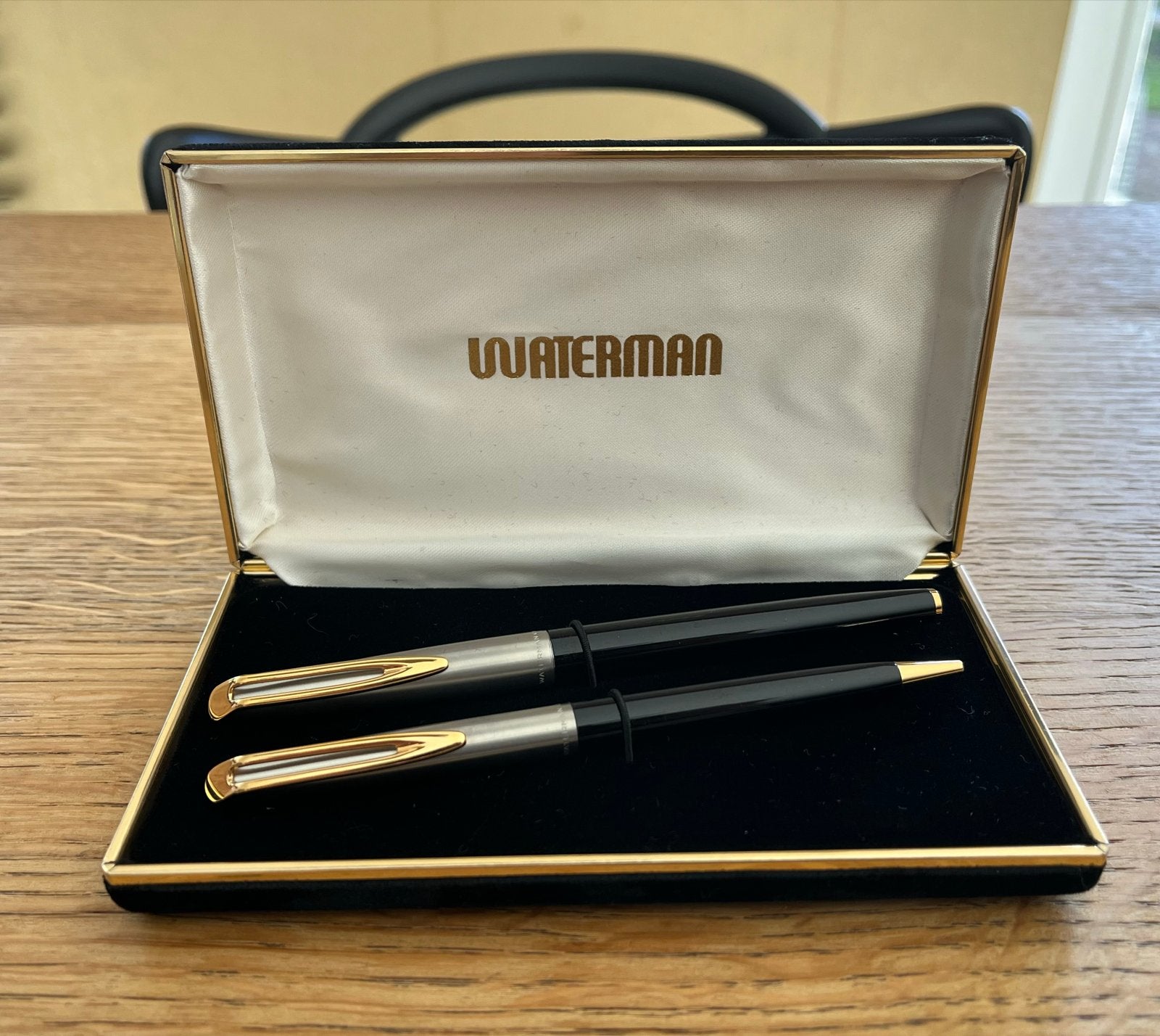 Waterman CF Pennenset – Vulpen & Balpen – 18K Penpunt, Verzamelen, Pennenverzamelingen, Pennenset, Met doosje, Ophalen of Verzenden