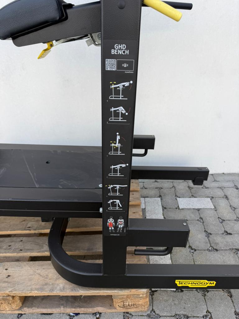 Technogym Pure Strength GHD bench !!, Ophalen, Zo goed als nieuw, Fitnessbank