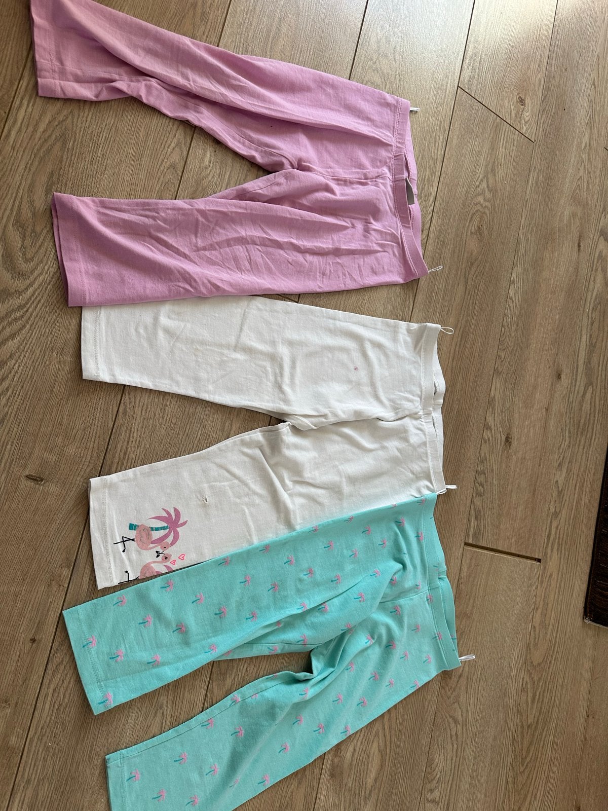3 korte leggings maat 140, Kleding | Dames, Leggings, Maillots en Panty's, Overige maten, Roze, Gedragen, Legging
