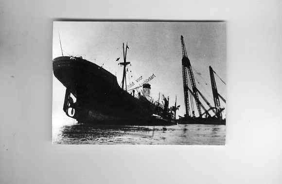 scheepvaart-STRANDINGEN/RAMP-101-HOEK VAN HOLLAND-bretagne, Ophalen of Verzenden, Zo goed als nieuw, Boek of Tijdschrift