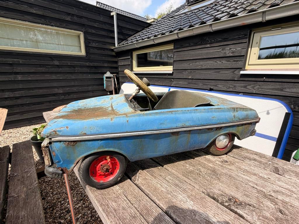 Moskvich trapauto incl onderdelen, Antiek en Kunst, Ophalen