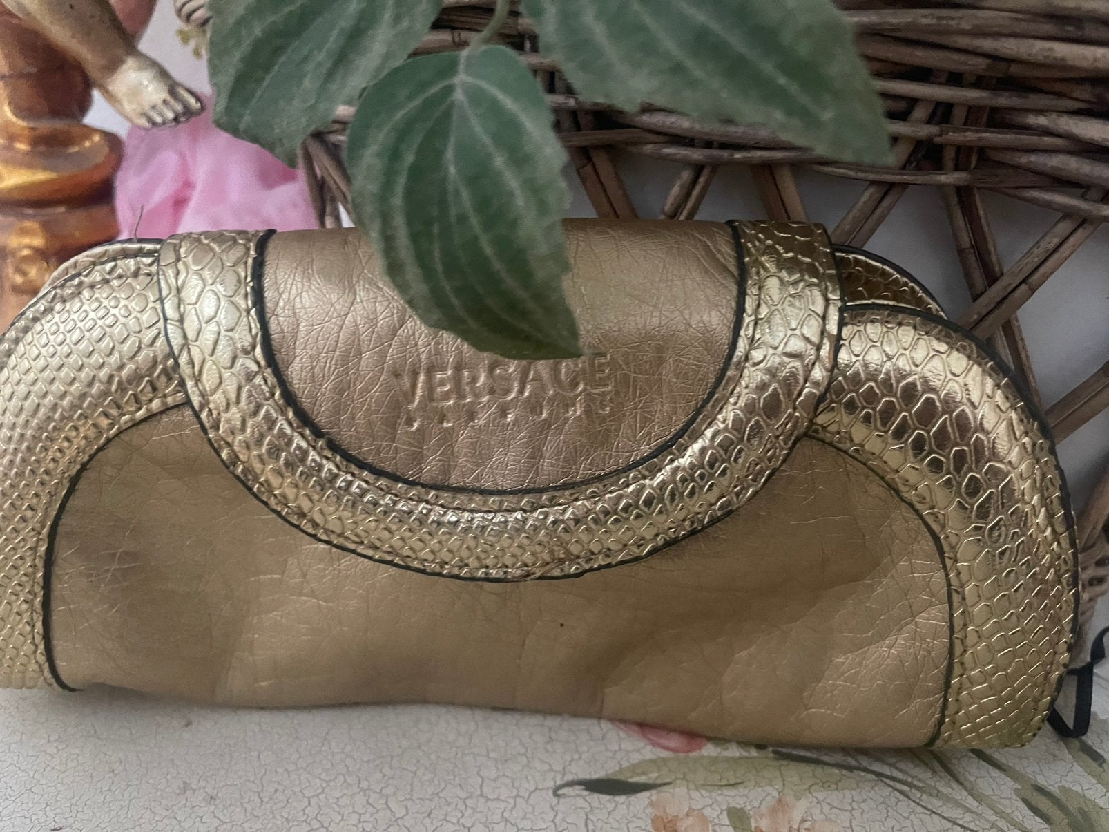 Mooie exclusiev goudkleurige VERSACE CLUTCH, Ophalen of Verzenden, Zo goed als nieuw
