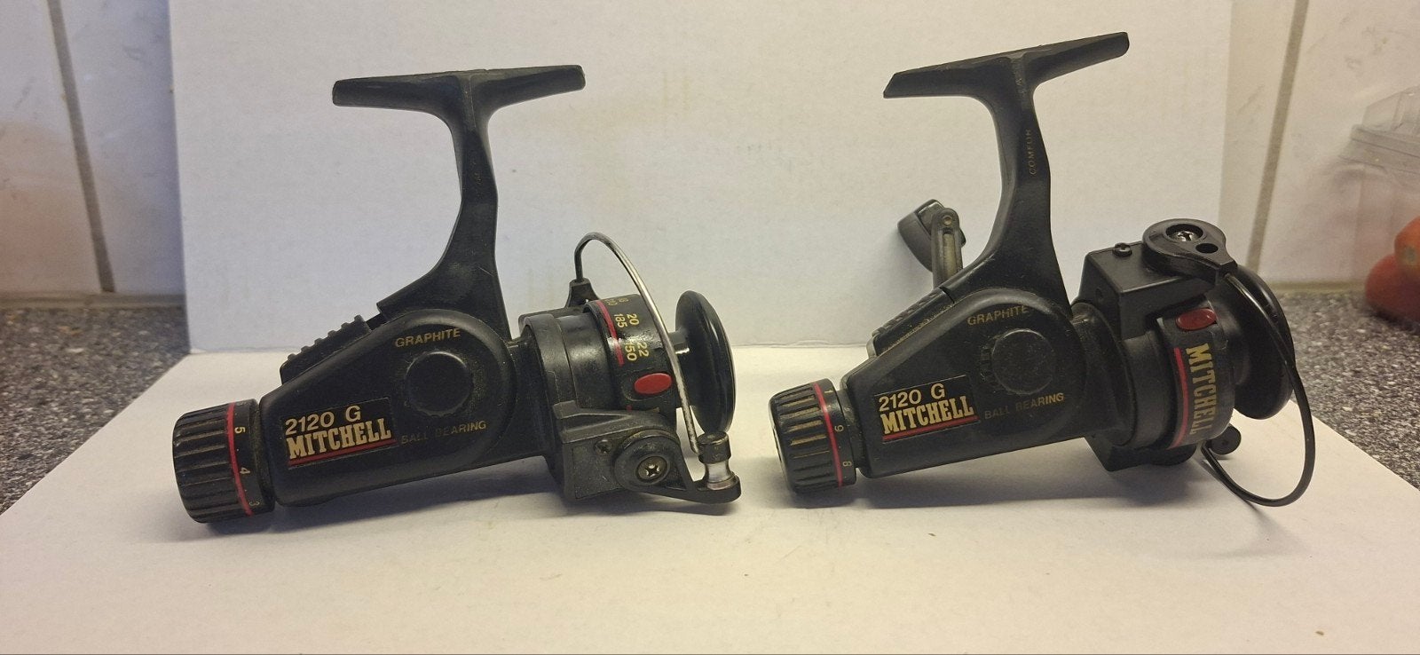 Mitchell 2120 G Graphite Vismolens (2 stuks), Ophalen of Verzenden, Gebruikt, Molen