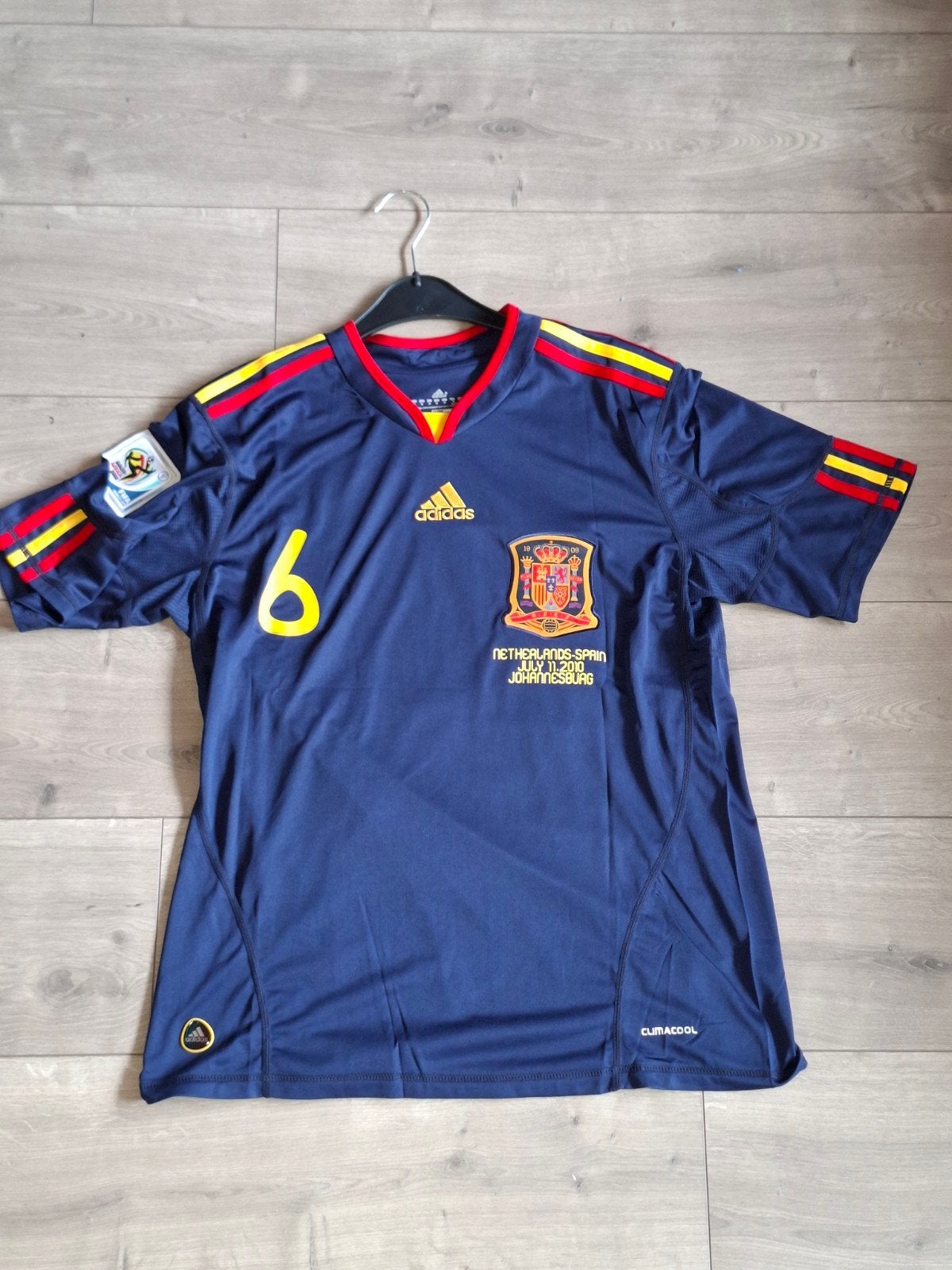 WK winnaars voetbalshirt Spanje 2010, Ophalen of Verzenden, Zo goed als nieuw, Buitenlandse clubs, Shirt