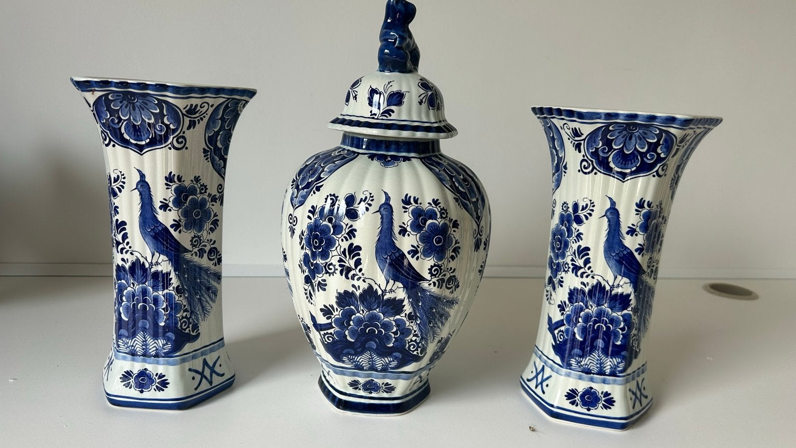 Prachtig Delfts Blauw kaststel met pauwenmotief, Ophalen