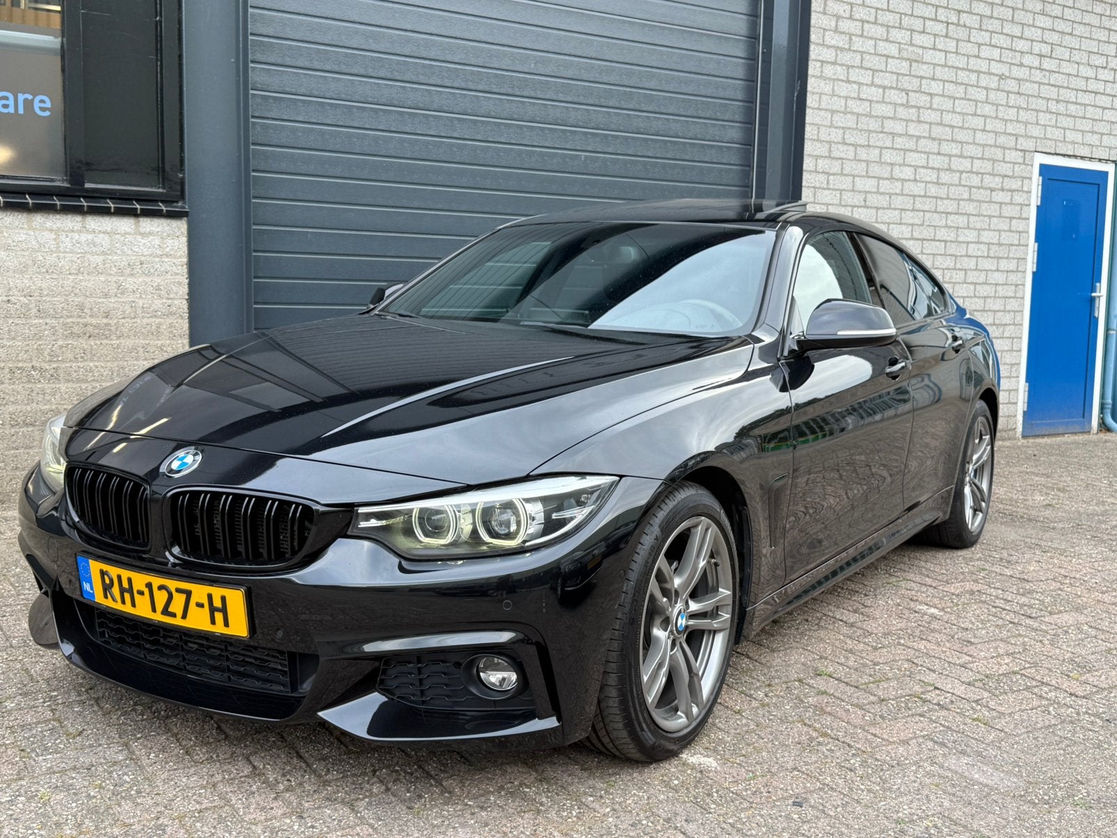 BMW 4-Serie 418I Gran Coupe M-pakket schuifdak 2017 Zwart