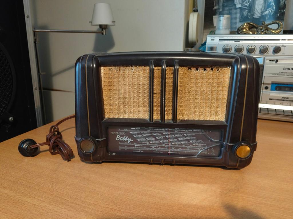 Wega Bobby GW 465GW-3 buizenradio - Beschadigd, Ophalen of Verzenden