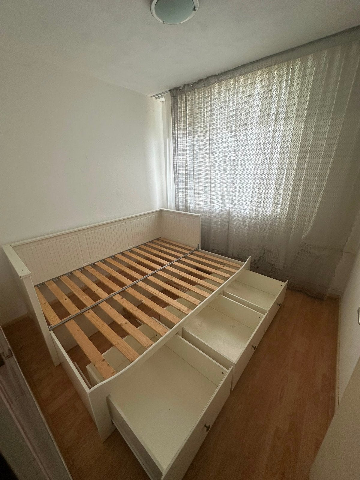 2 persoon bed met matras, Ophalen, 90 cm, Eenpersoons, Wit
