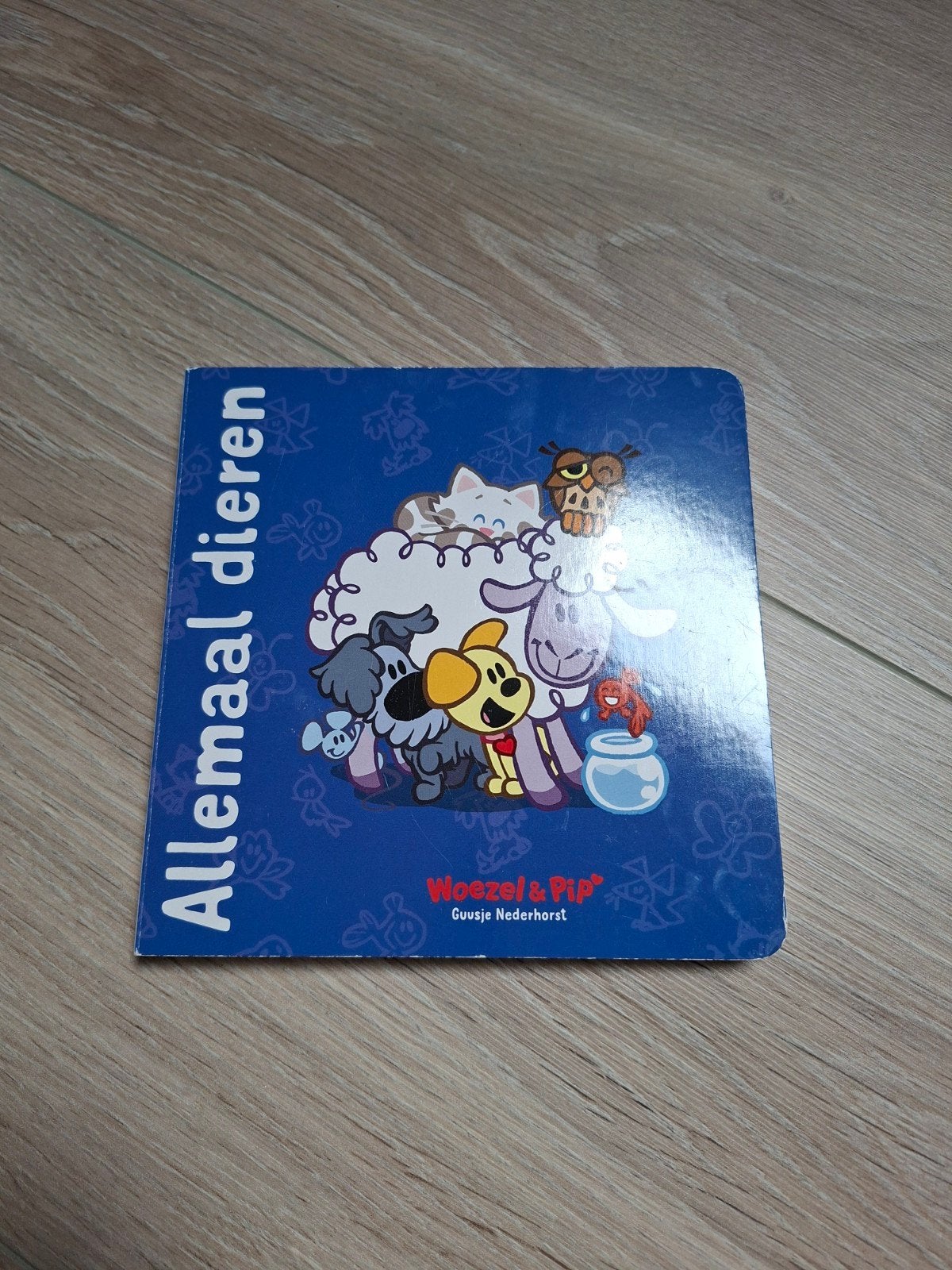 Boek Allemaal dieren - Guusje Nederhorst, Gelezen, Fictie algemeen, Jongen of Meisje, Ophalen of Verzenden