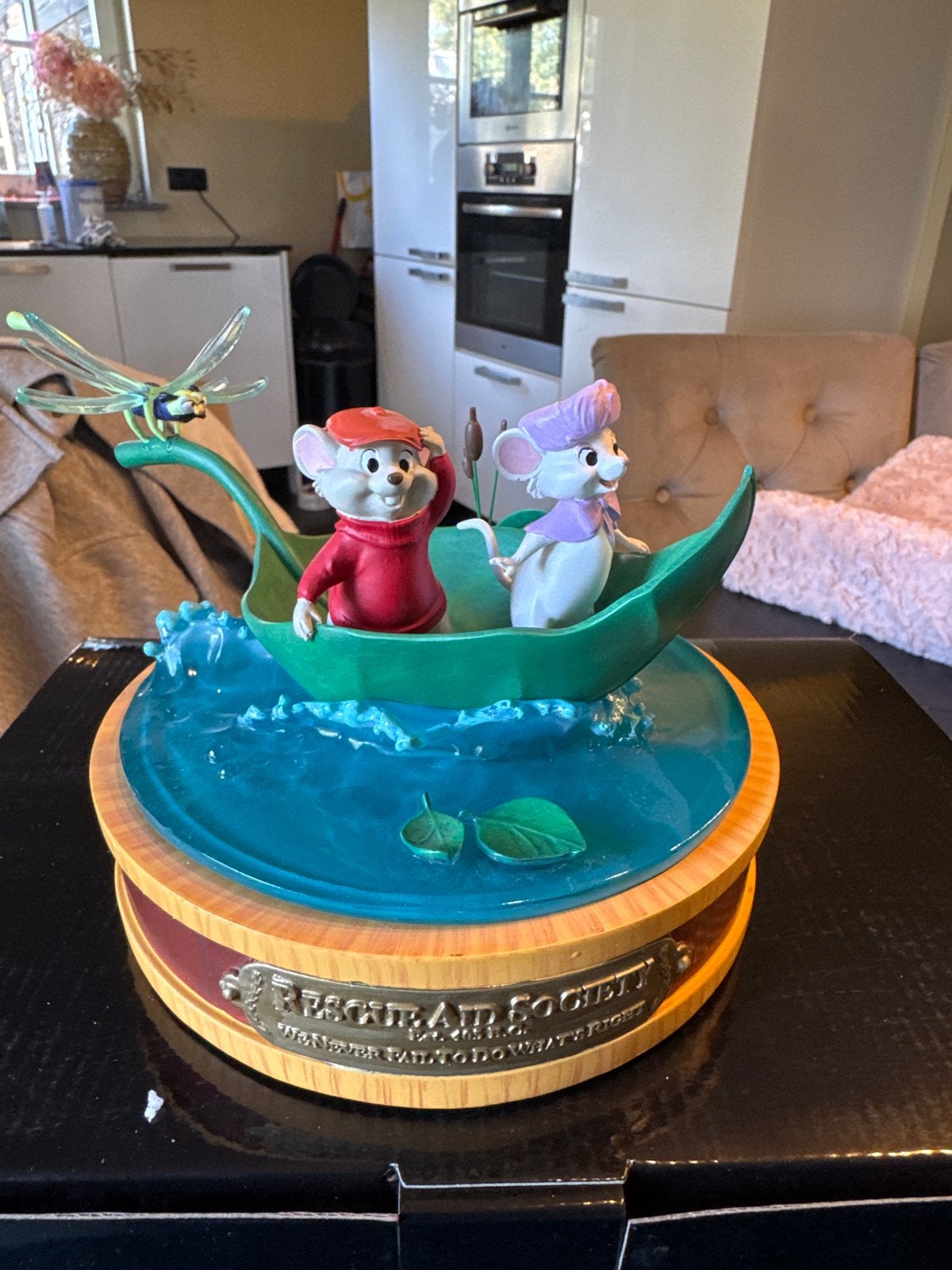 Disney De Reddertjes beeldje - Bernard en Bianca, Ophalen of Verzenden, Overige figuren, Zo goed als nieuw, Beeldje of Figuurtje