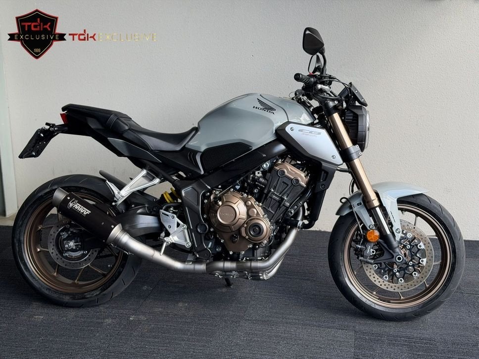 HONDA CB 650 R SMOKY GREY CB650R (CBR 1000 750 HORNET), 4 cilinders, Bedrijf, Meer dan 35 kW, Pallasstraat 42, 5048CJ Tilburg