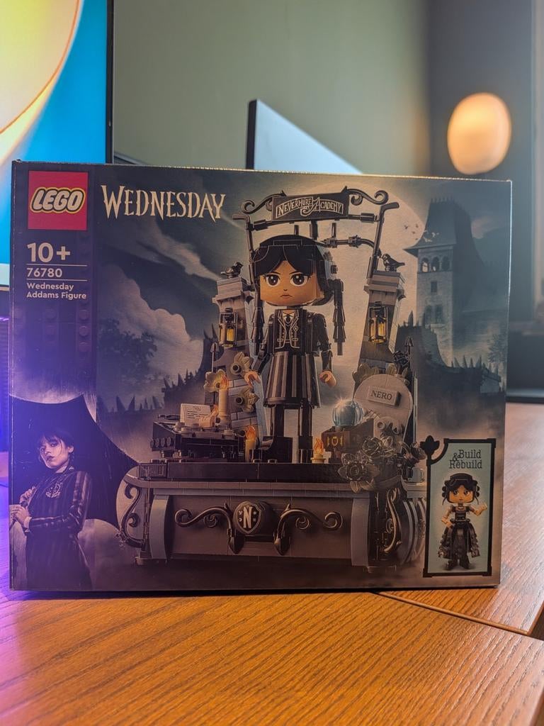Lego Wednesday 76780 - Wednesday Addams Figuur, Overige thema's, Lego, Ophalen of Verzenden, Zo goed als nieuw