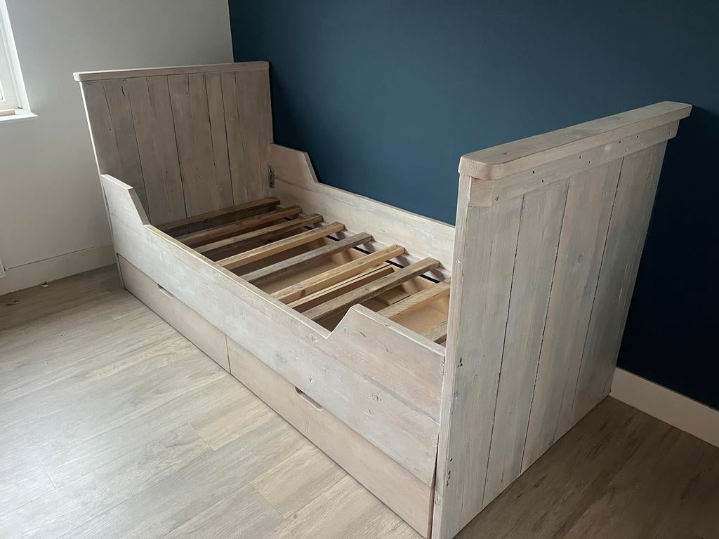 Gratis Steigerhouten Bed 200x90 Whitewash met lades, Ophalen, Zo goed als nieuw