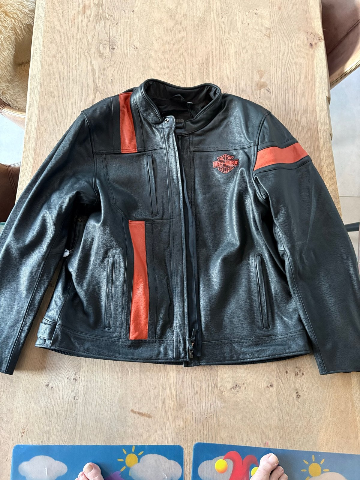 Harley-Davidson Leren Motorjas - Nieuw met kaartje, Motoren, Kleding | Motorkleding, Ophalen, Nieuw met kaartje, Heren, Jas | leer
