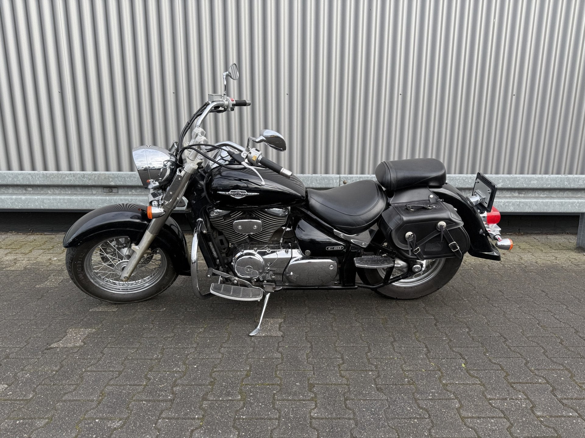 Suzuki VL 800 Intruder Volusia 27Dkm BJ:2005 --Inruil Mogeli, Marconistraat 15-17
7903AG  HOOGEVEEN, NL, 805 cc, Info@caroutlethoogeveen.nl