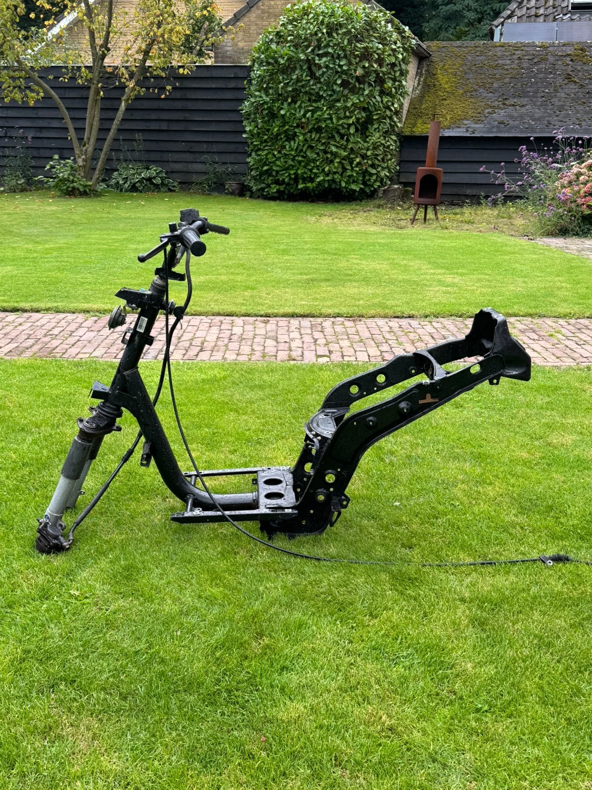 Piaggio zip 2 takt frame - geel kenteken, Ophalen, Zo goed als nieuw, Frame, Piaggio