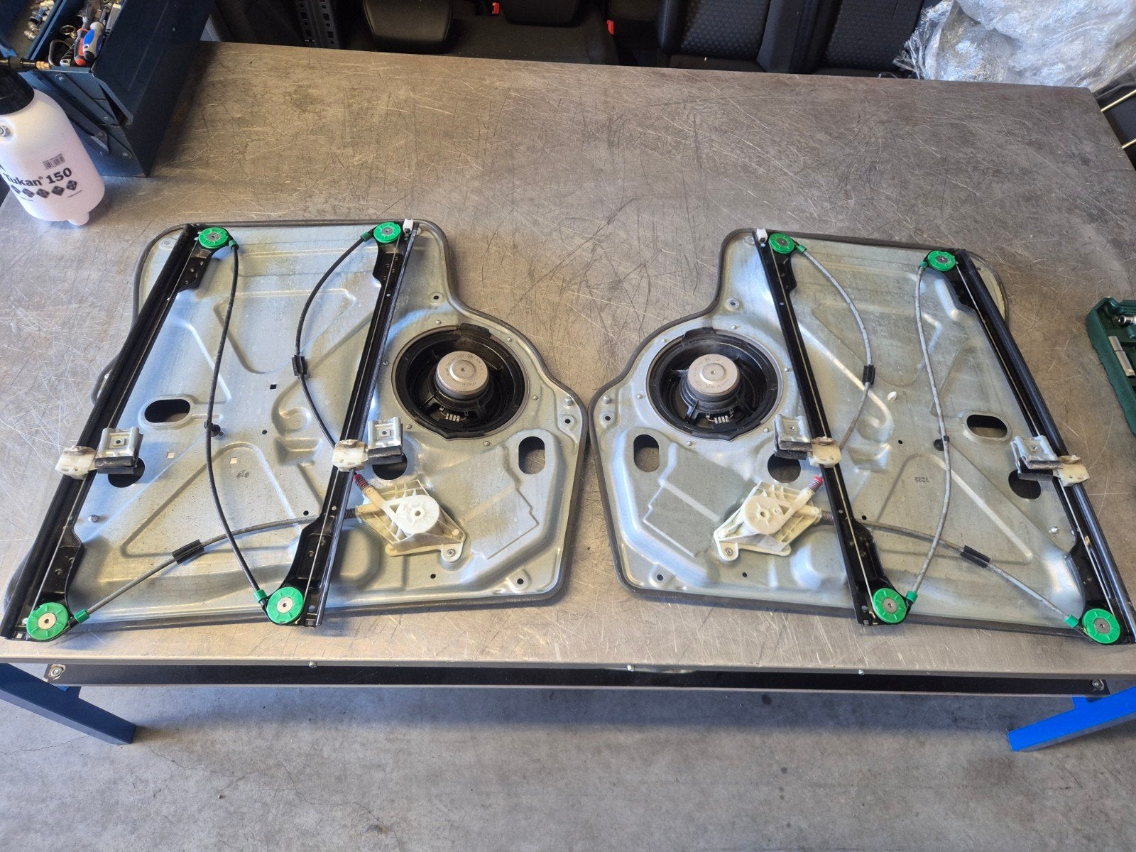 VW TRANSPORTER T6 SET L+R DEURPANELEN RAAMMECHANISME PLATEN, Ophalen of Verzenden, Volkswagen