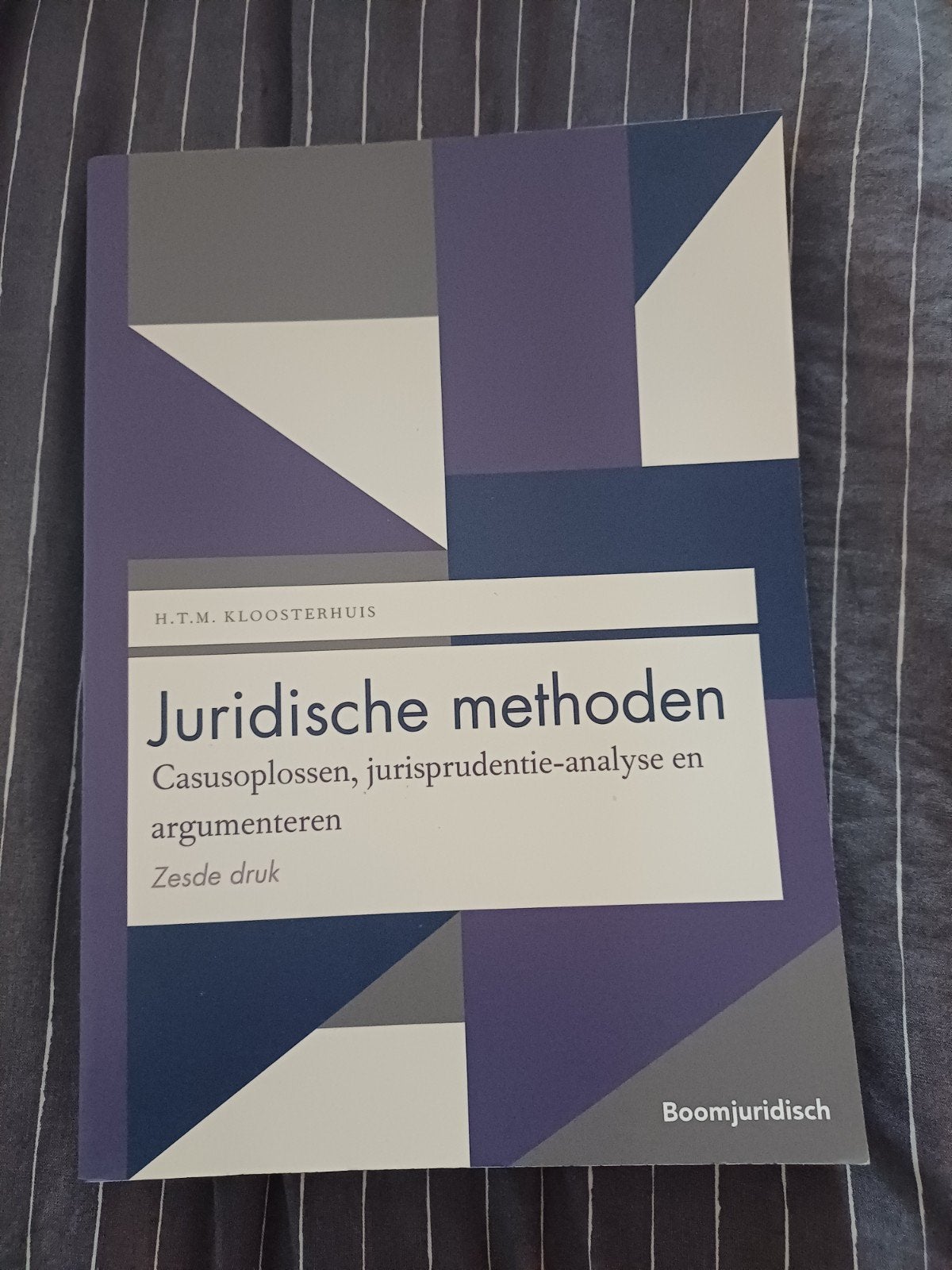 Juridische methoden - Casusoplossen, jurisprudentie-analyse, Boeken, Studieboeken en Cursussen, H.T.M. Kloosterhuis, Zo goed als nieuw
