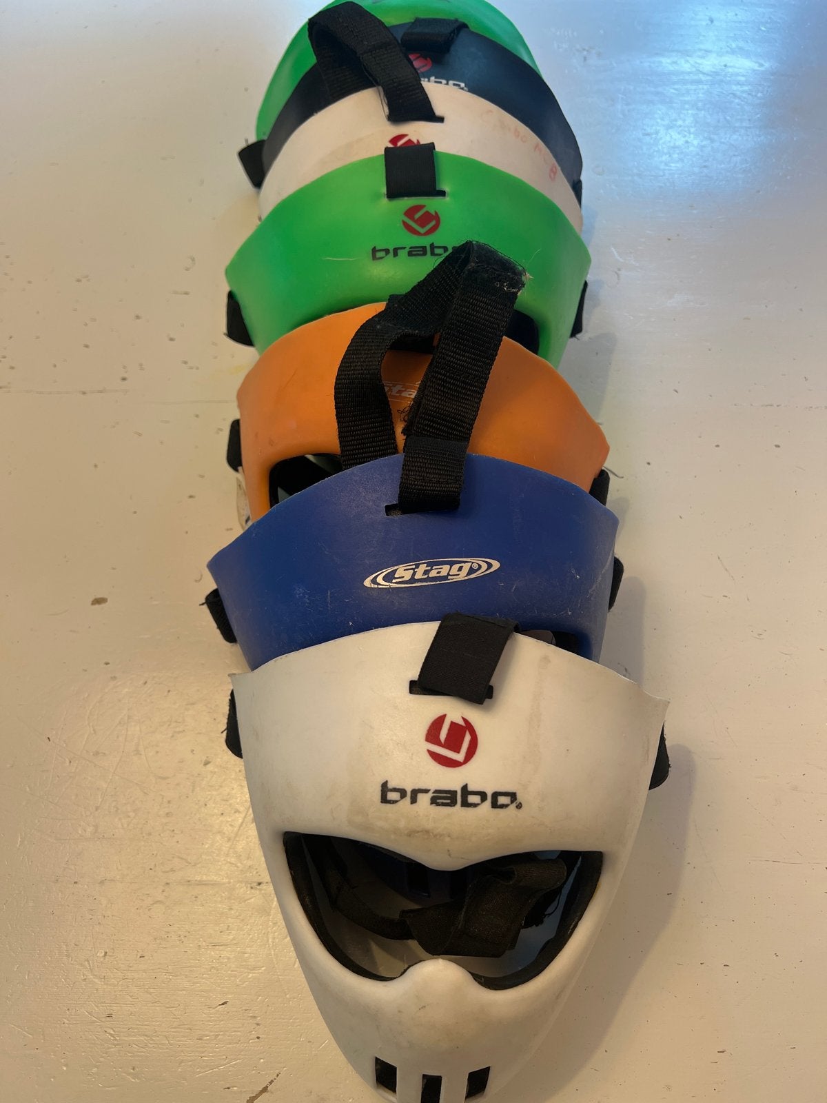 7 hockey maskers - Brabo, Stag - Diverse kleuren, Sport en Fitness, Hockey, Ophalen of Verzenden, Gebruikt, Overige typen
