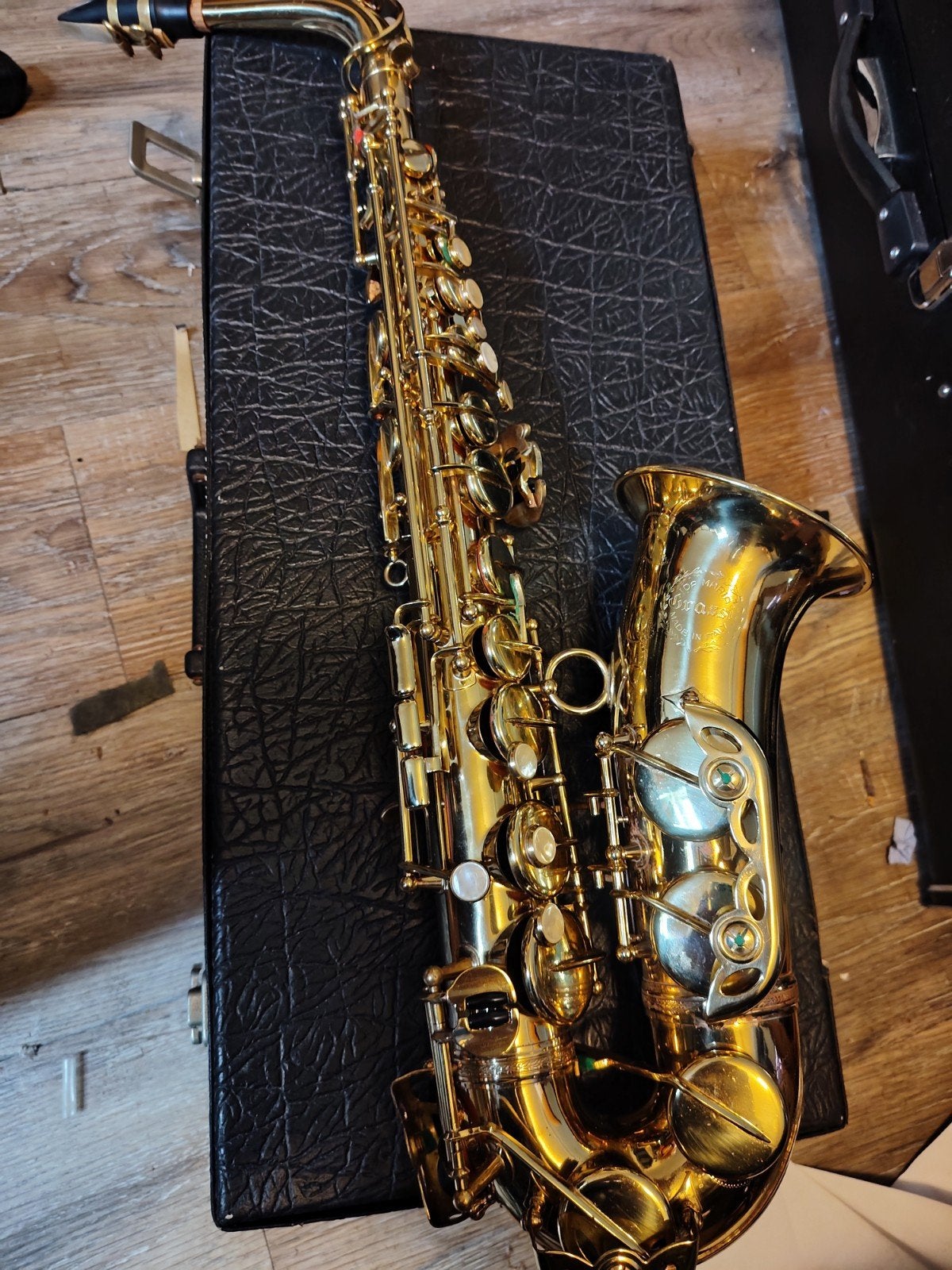 Ida Maria Grassi wonderful  alt saxofoon gereviseerd in nieu, Muziek en Instrumenten, Ophalen, Alt