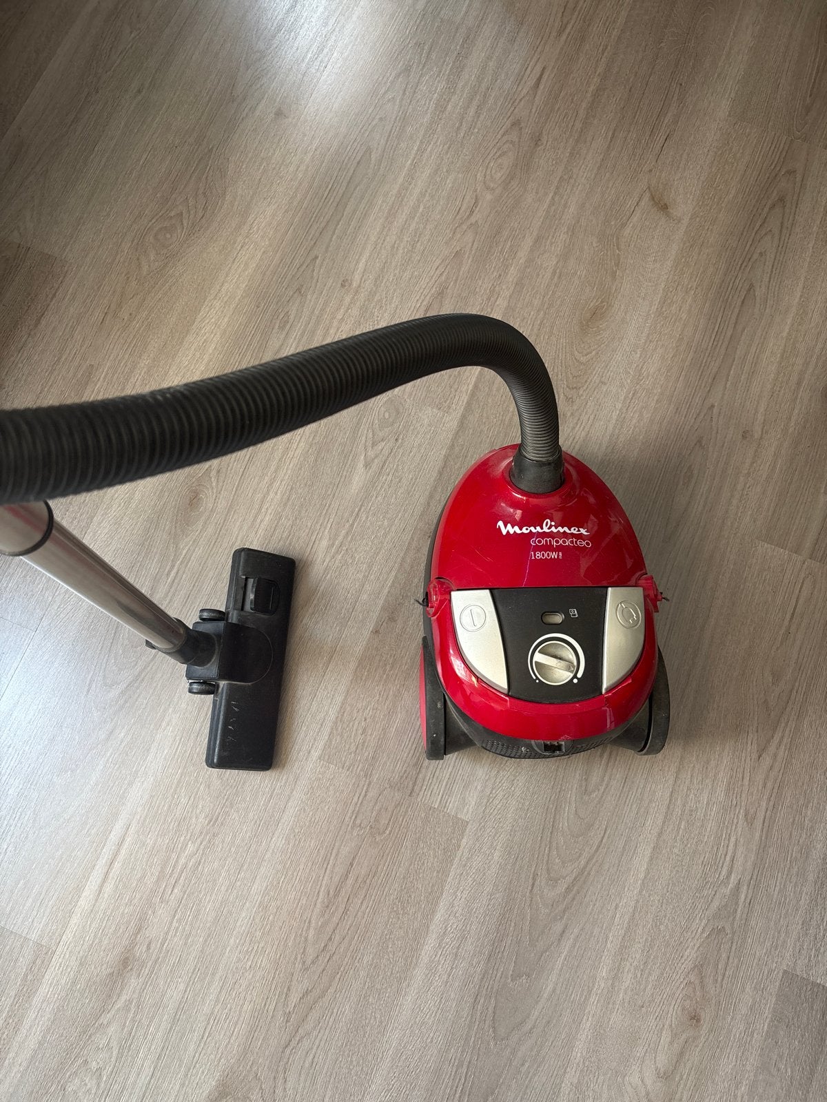 Moulinex Compacteo 1800W Sledestofzuiger Rood, Witgoed en Apparatuur, Overige merken, Gebruikt, 1600 tot 2000 watt, Ophalen
