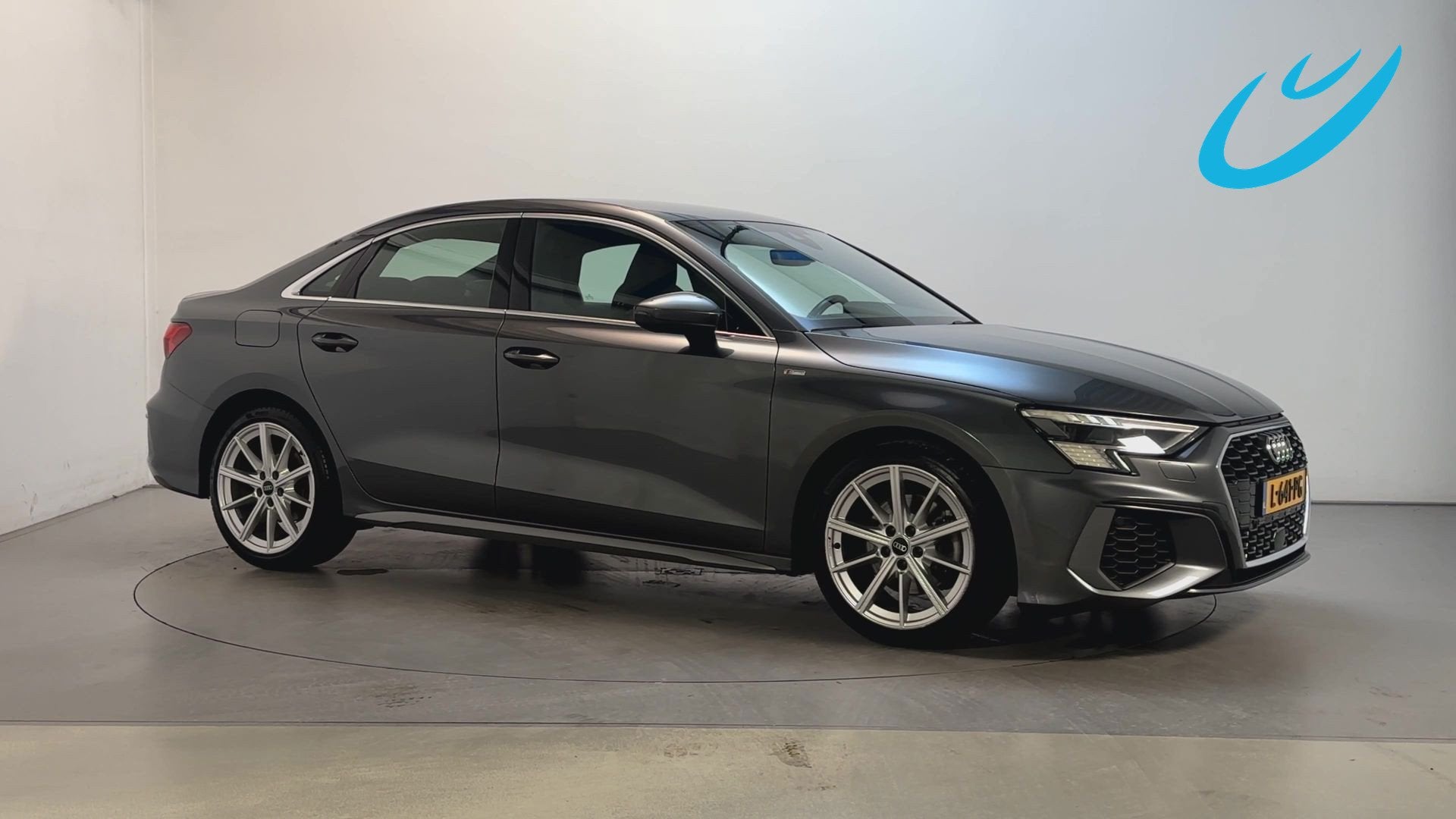 Audi A3 Limousine 30 TFSI S Edition Leder-Stof Trekhaak Navi, Gebruikt, Met garantie (alle), Leder en Stof, Bedrijf