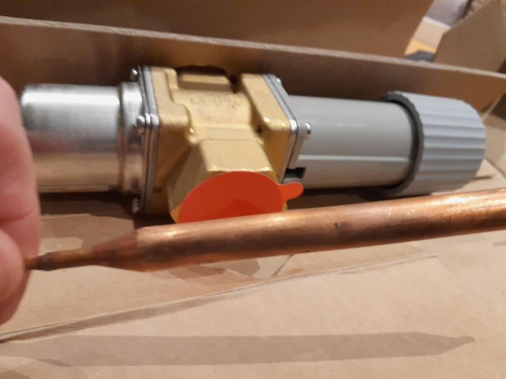 Danfoss AVTA 25 Thermostaat Waterafsluiter/waterklep003N0109, Ophalen of Verzenden, Zo goed als nieuw
