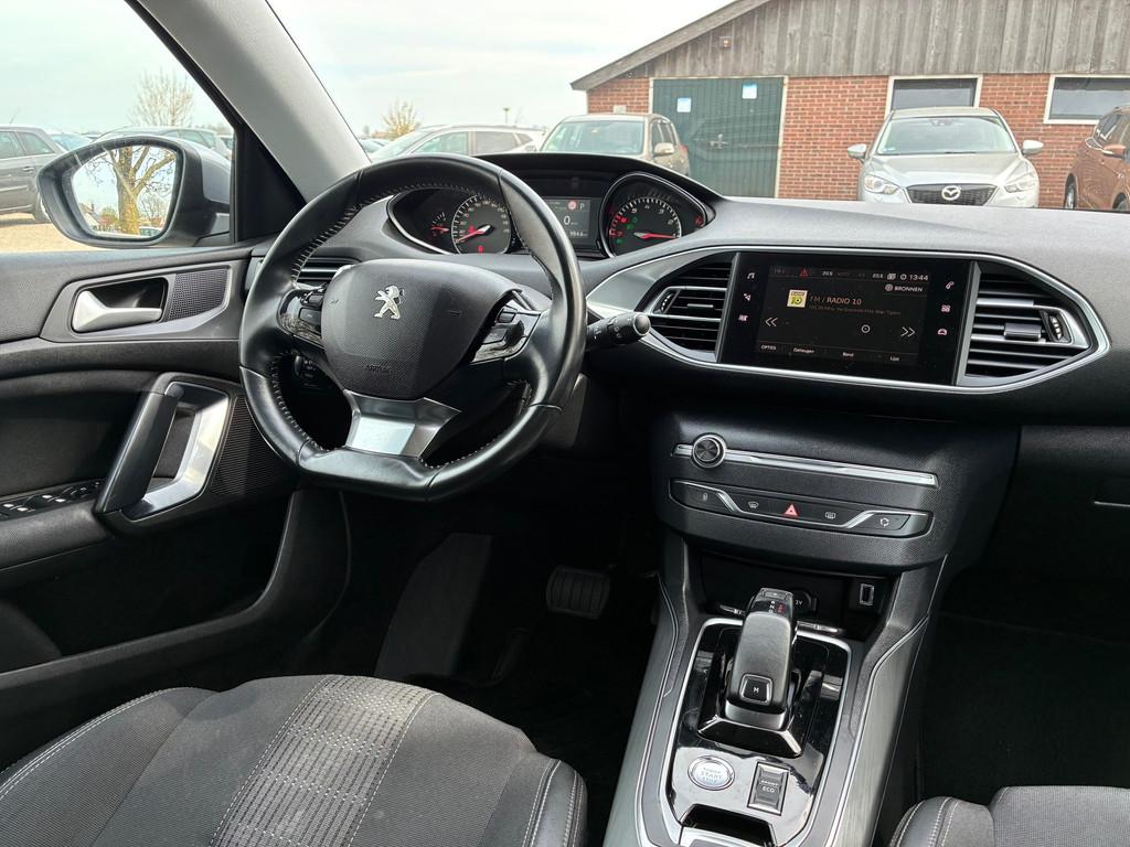 Peugeot 308 1.2 PureTech Allure | Automaat + Cruise + Clima, Stof, Gebruikt, 1199 cc, 1180 kg