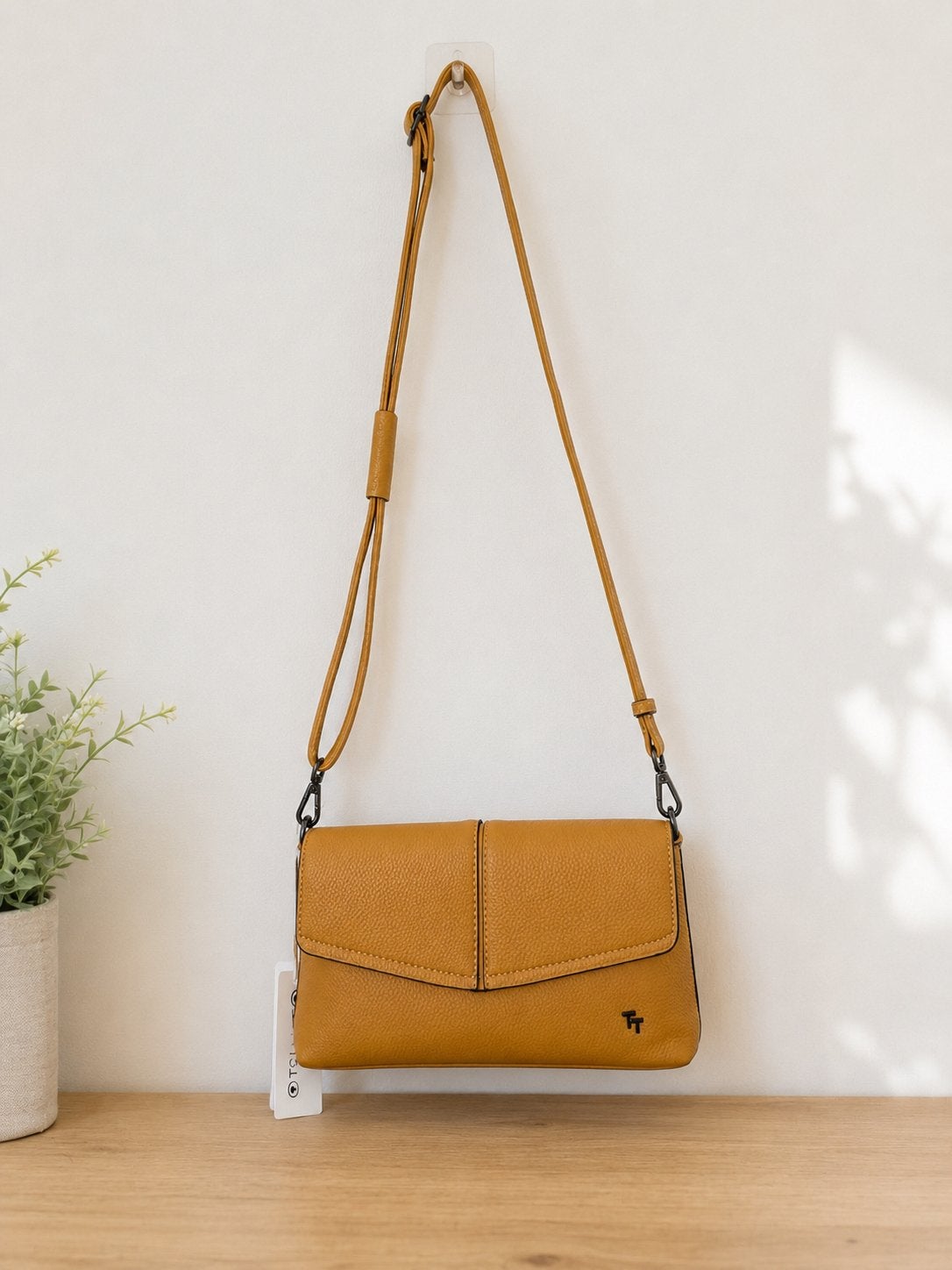 Tom Tailor Schoudertasje - Nieuw met label, Sieraden, Tassen en Uiterlijk, Ophalen of Verzenden, Nieuw, Geel, Schoudertasje