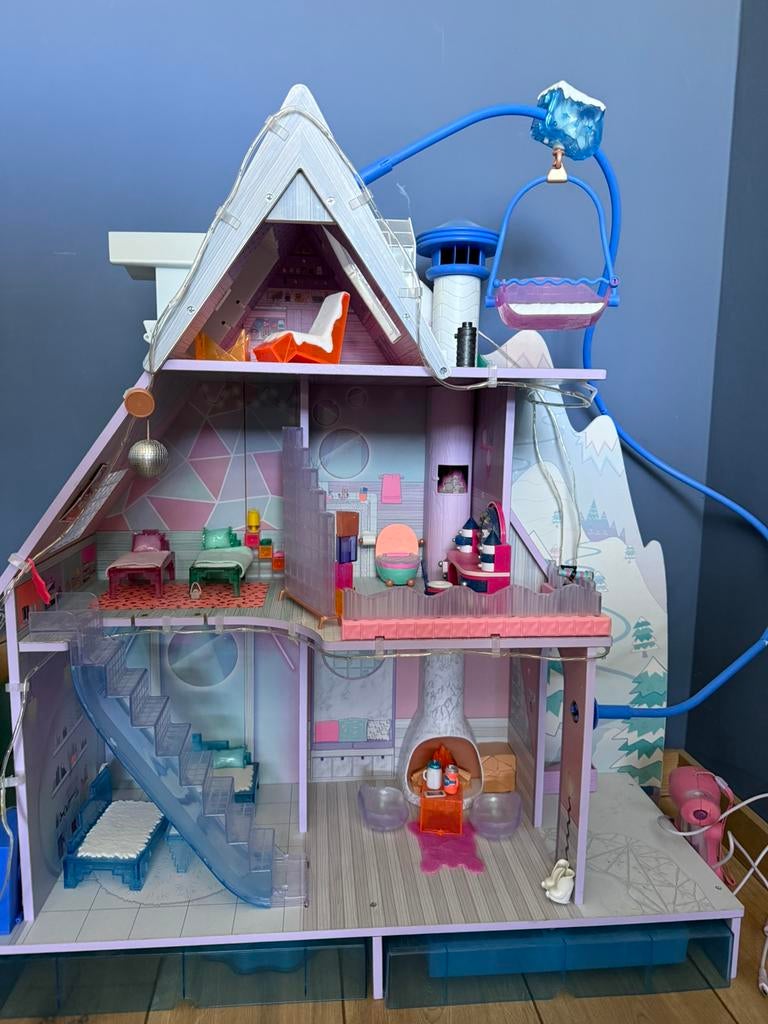 LOL winter chalet speelhuis, Ophalen, Gebruikt, Poppenhuis